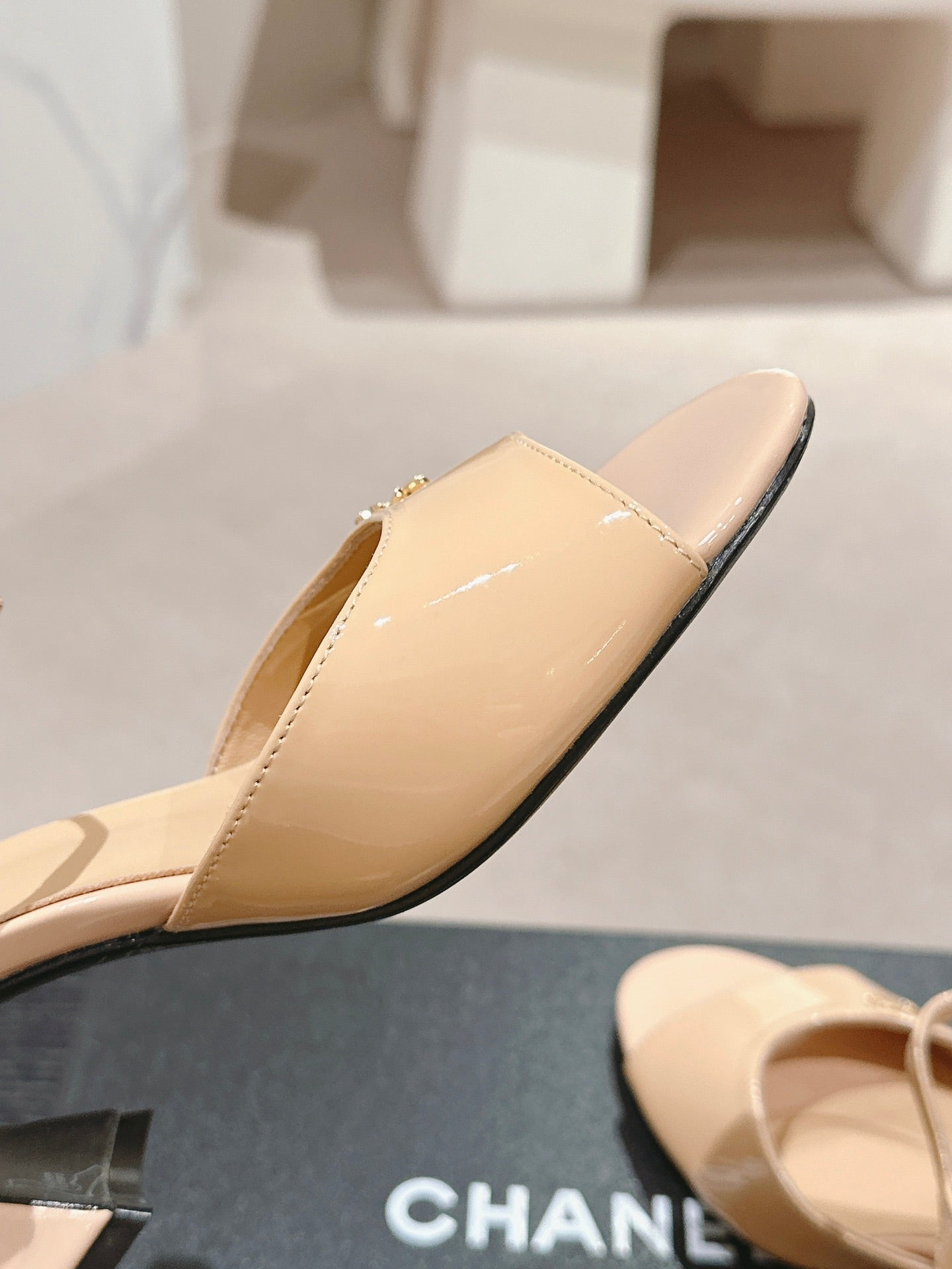 HIGH HEELS SANDAL IN BISQUE CREAM LAMBSKIN - 35