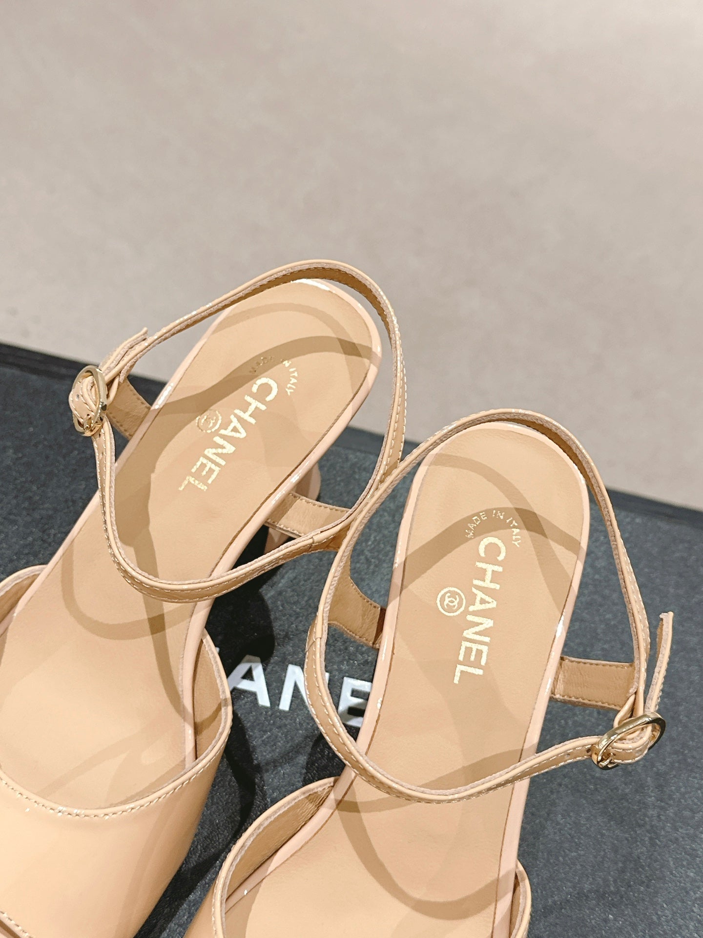 HIGH HEELS SANDAL IN BISQUE CREAM LAMBSKIN - 35