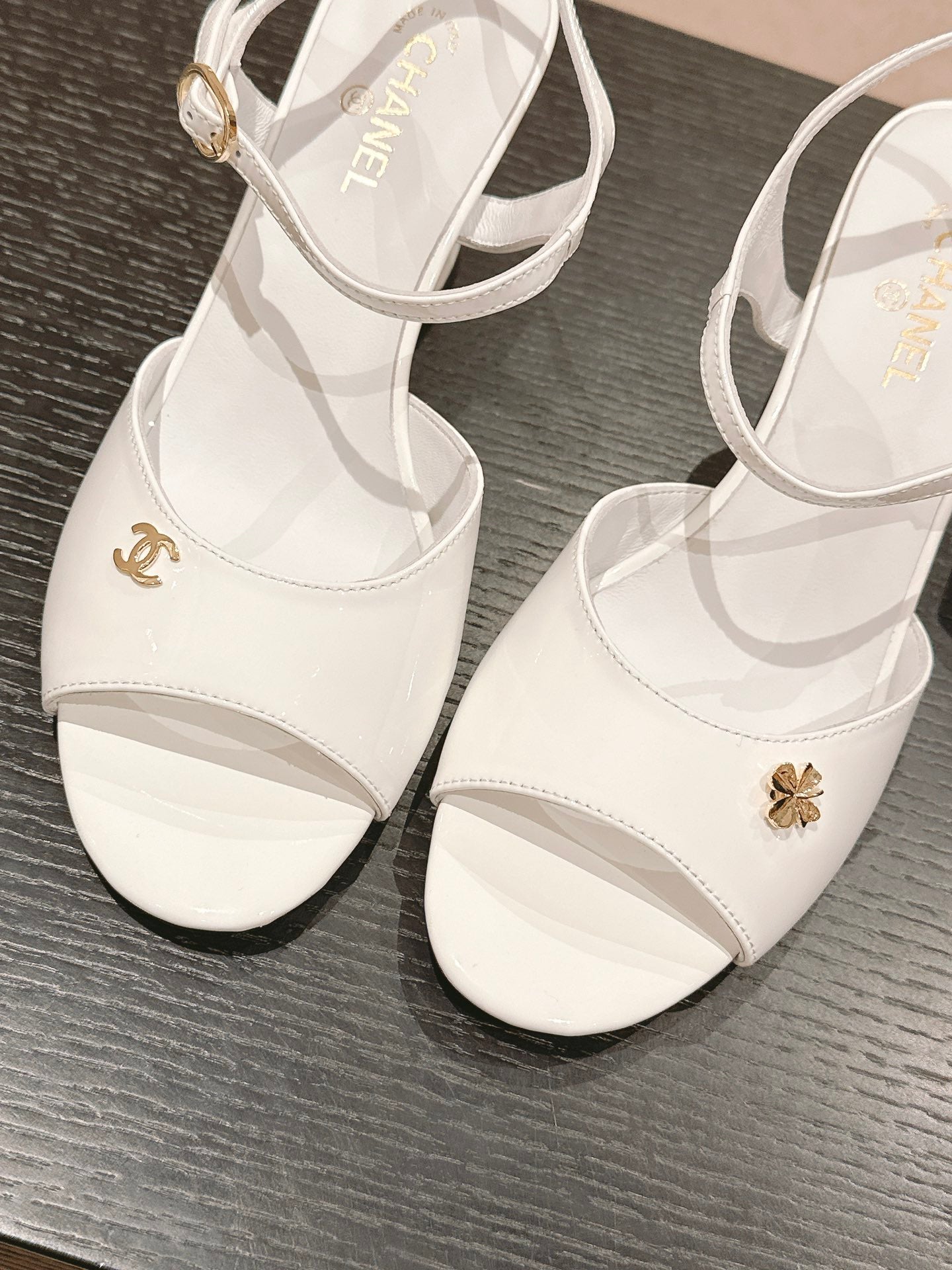 HIGH HEELS SANDAL IN WHITE LAMBSKIN - 35