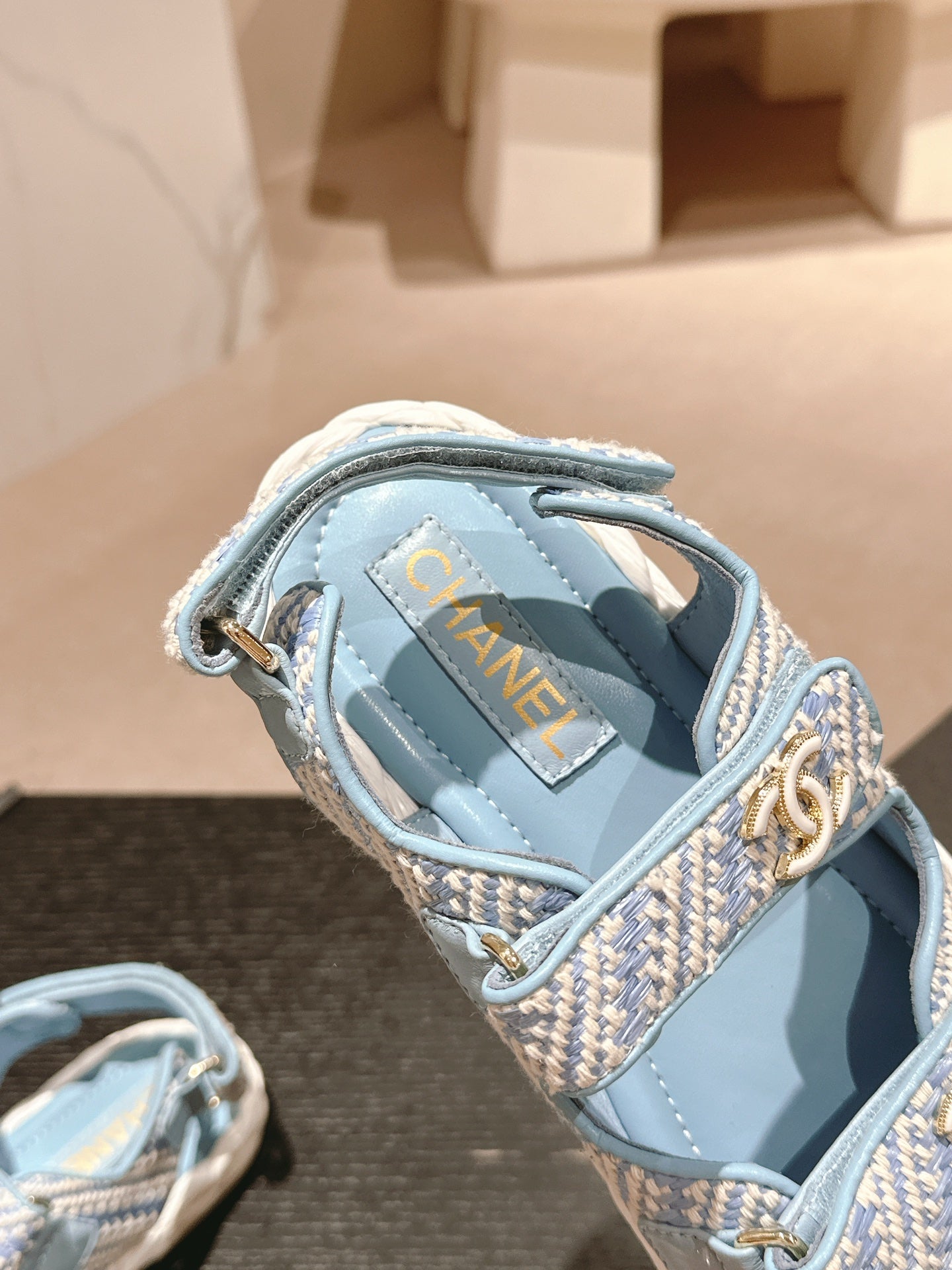 CC DAD SANDALS IN LIGHT BLUE CALFSKIN - 34