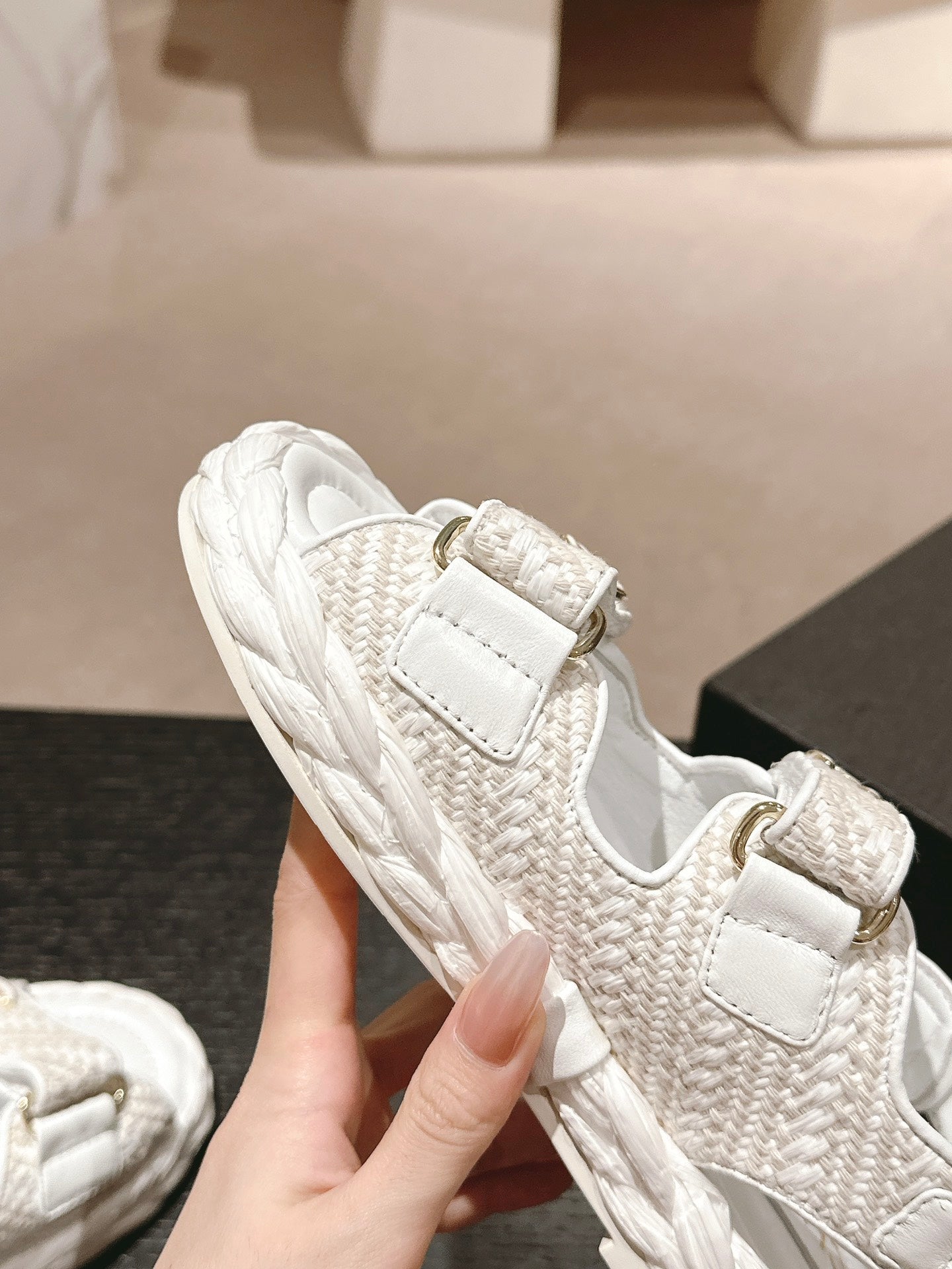 CC DAD SANDALS IN WHITE CALFSKIN - 34