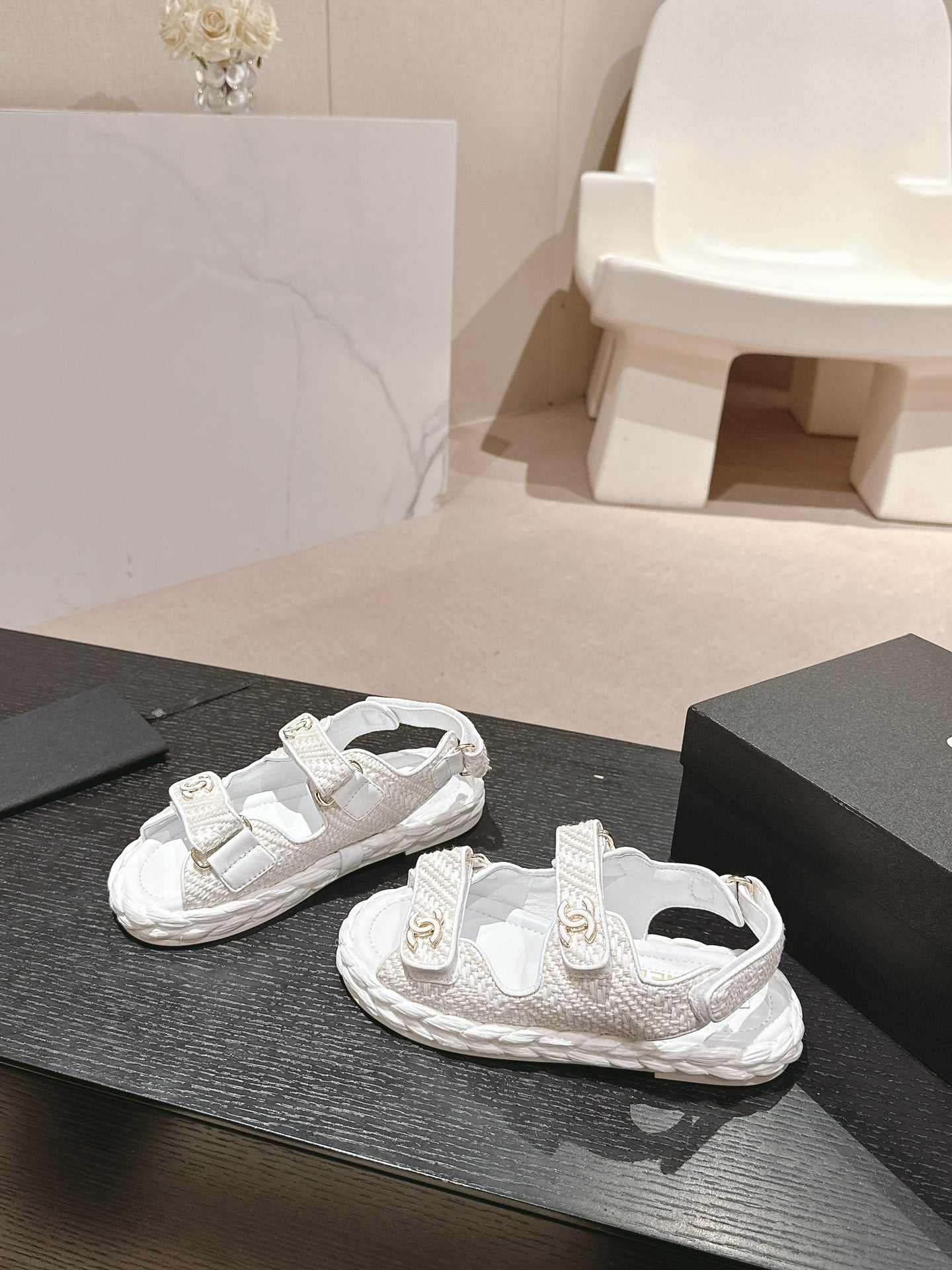 CC DAD SANDALS IN WHITE CALFSKIN - 34