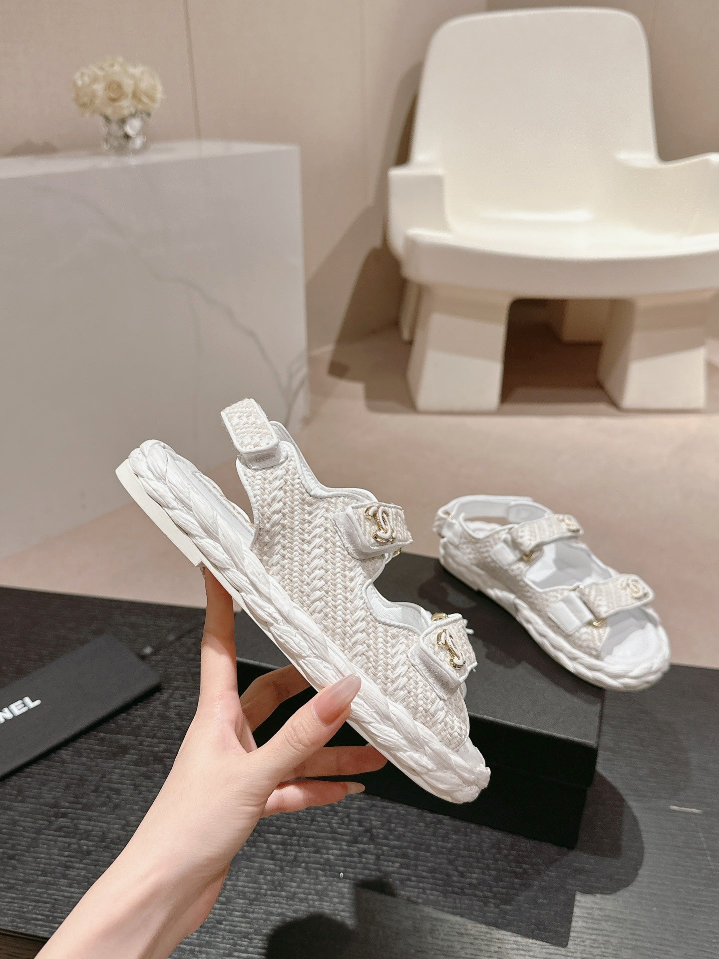 CC DAD SANDALS IN WHITE CALFSKIN - 34