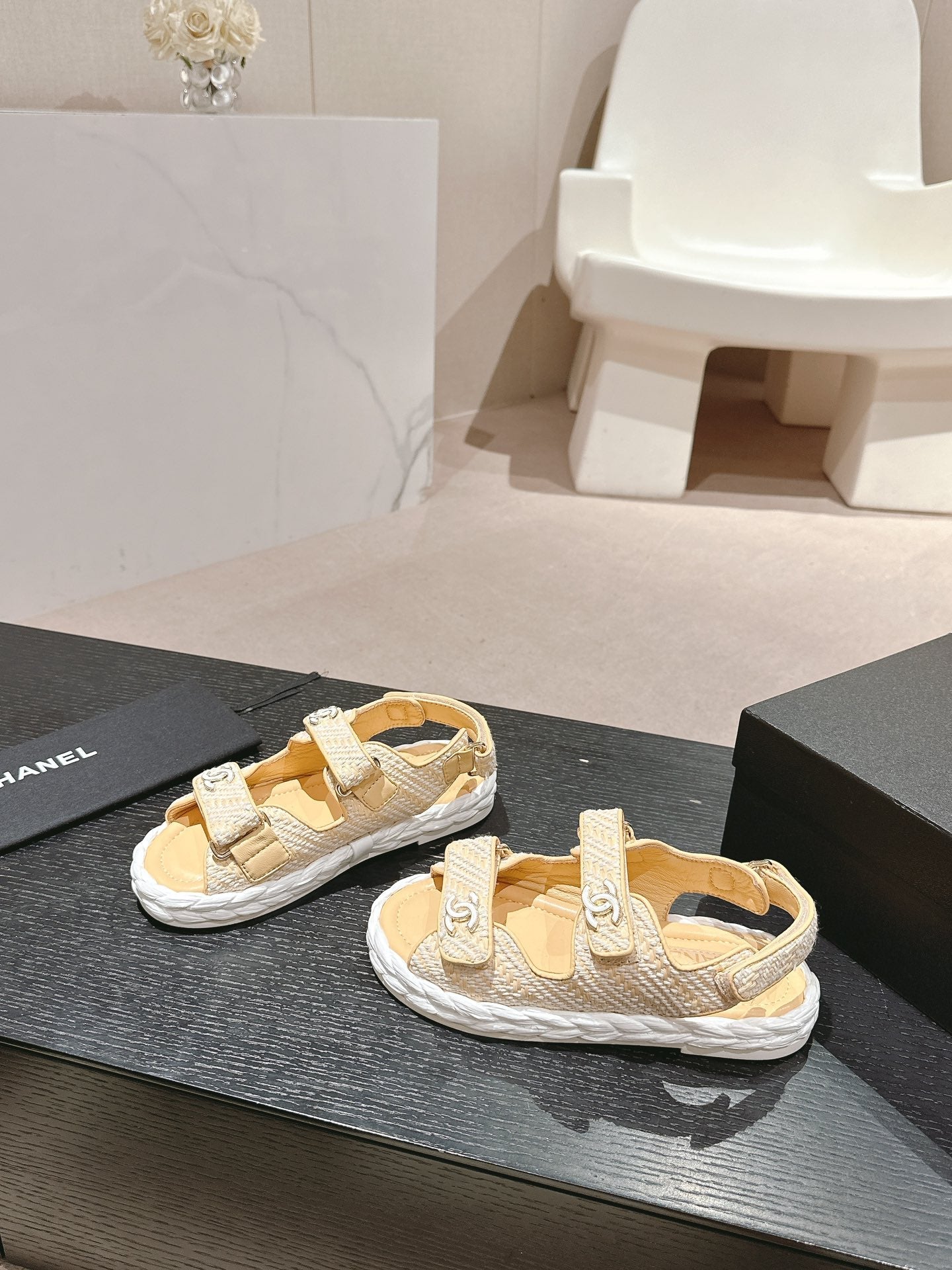 CC DAD SANDALS IN LIGHT YELLOW CALFSKIN - 34