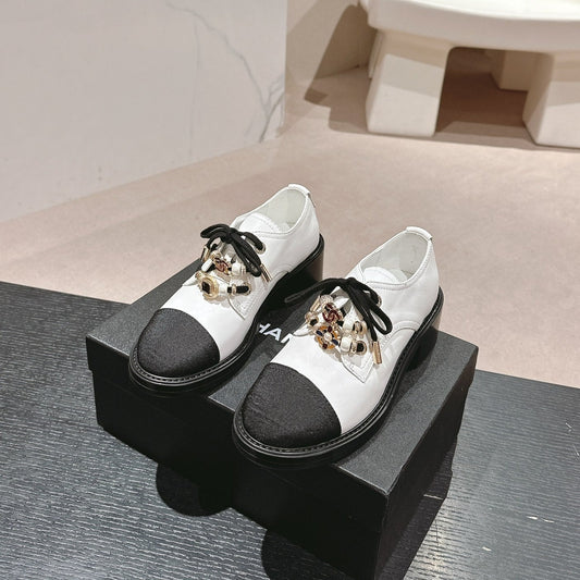 OXFORD SHOES WHITE MIX BLACK SHEEPSKIN - 34