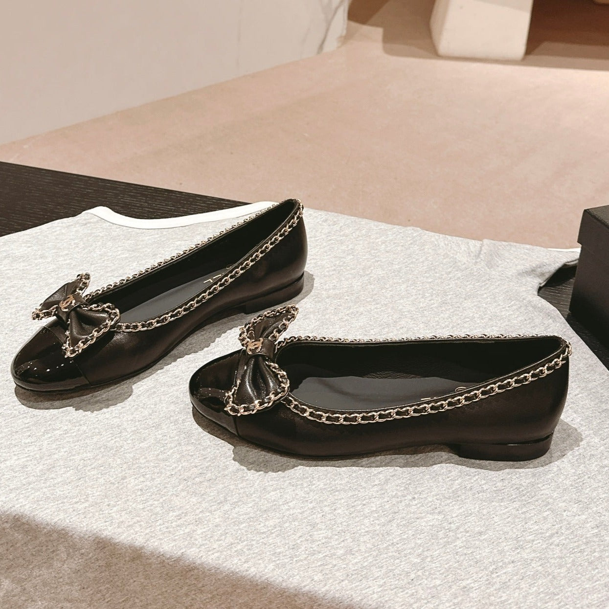 BOWKNOT BALLET FLAT IN BLACK SHEEPSKIN - 34