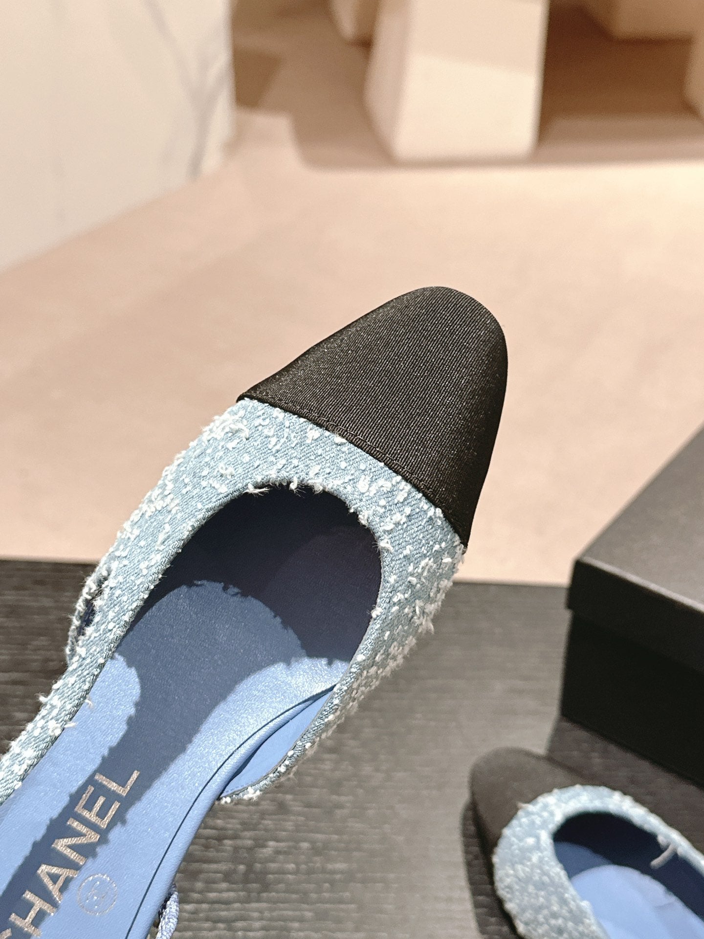 SLINGBACKS IN LIGHT BLUE DENIM AND BLACK SATIN - 34