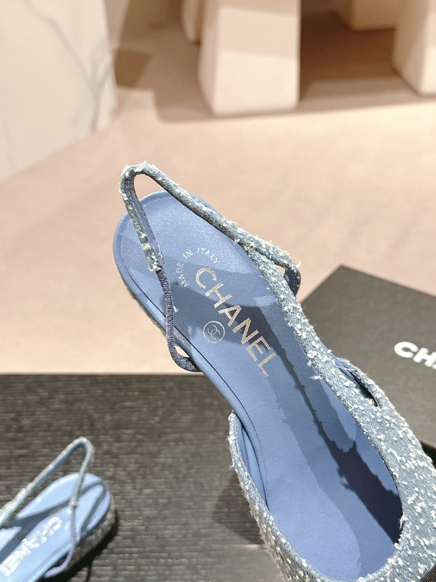 SLINGBACKS IN LIGHT BLUE DENIM AND BLACK SATIN - 34