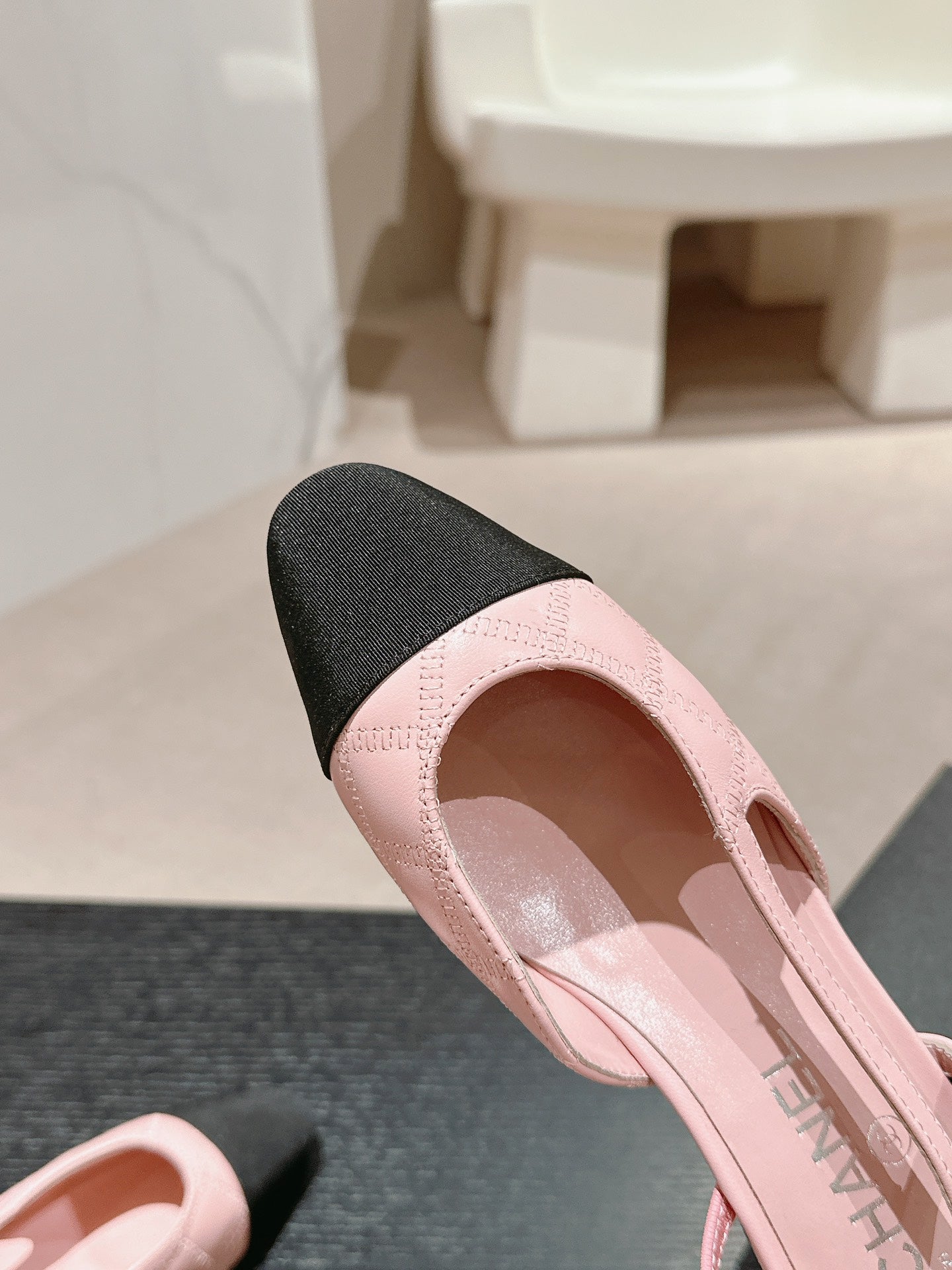 SLINGBACKS IN LIGHT PINK LAMBSKIN AND BLACK SATIN - 34