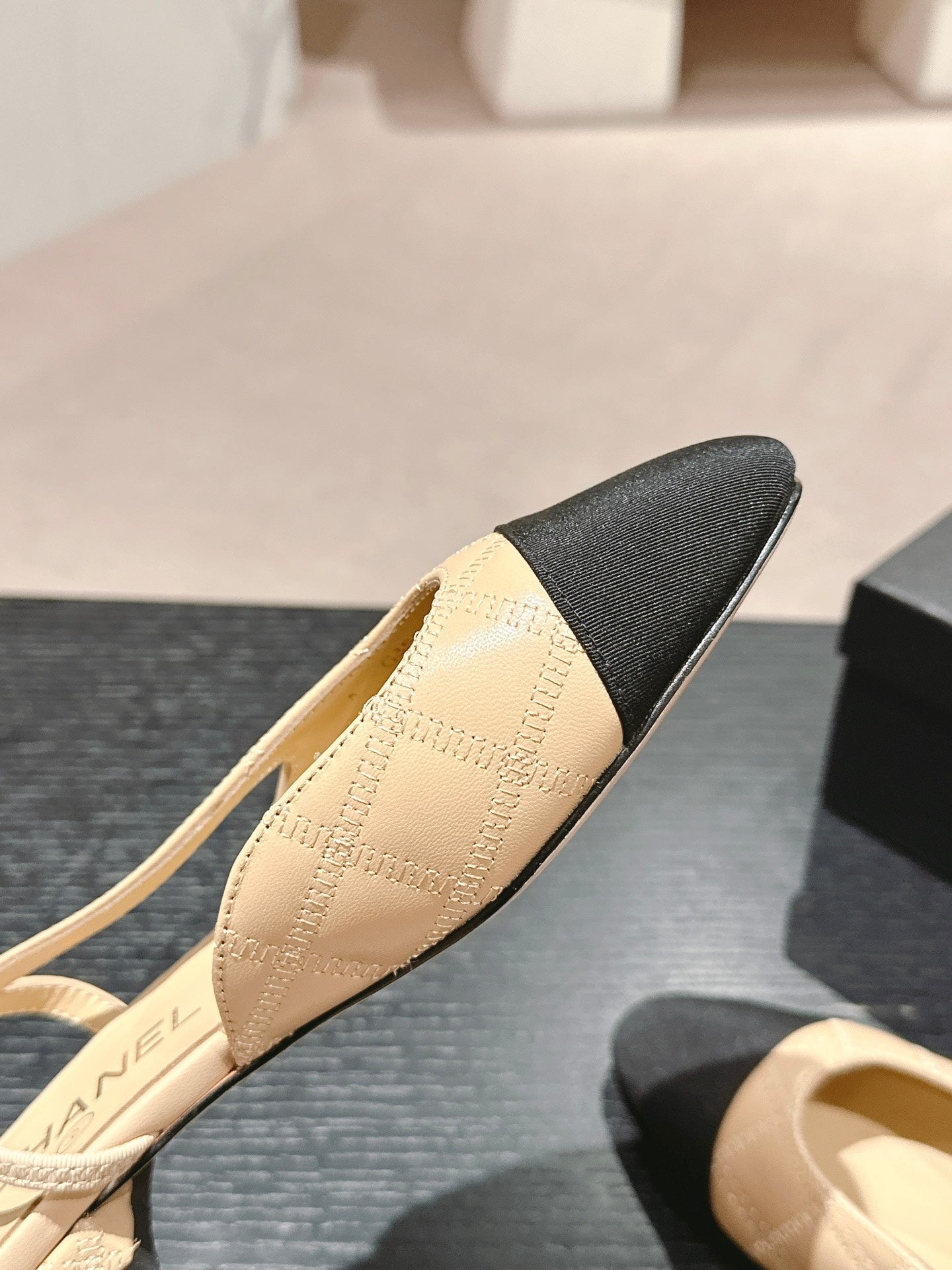 SLINGBACKS IN BEIGE CREAM LAMBSKIN AND BLACK SATIN - 34