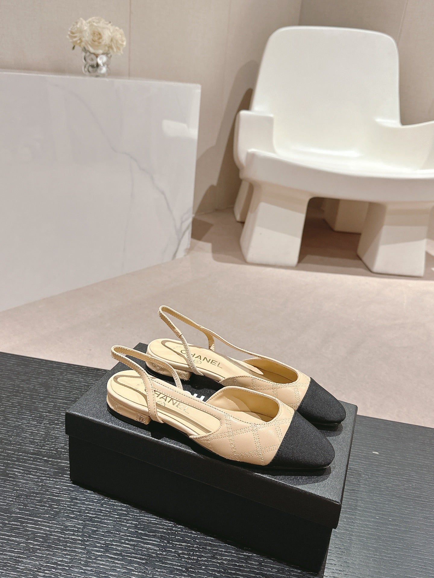SLINGBACKS IN BEIGE CREAM LAMBSKIN AND BLACK SATIN - 34