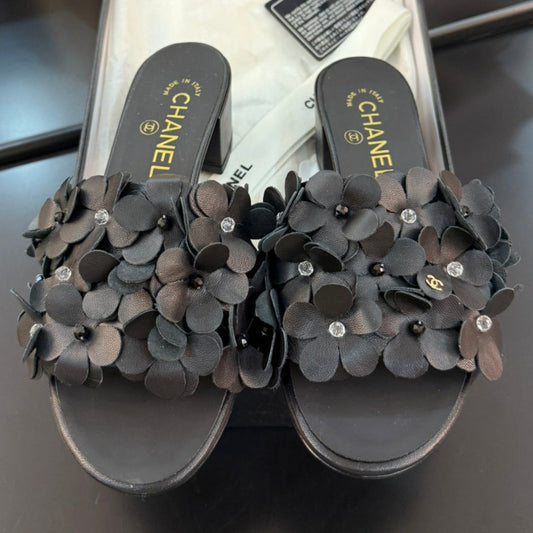 MID HEEL 45 MM MULE IN BLACK CALFSKIN - 34