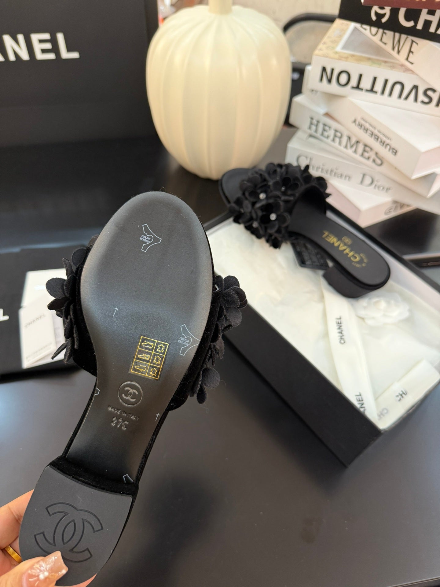 MID HEEL 45 MM MULE IN BLACK VELVET - 34