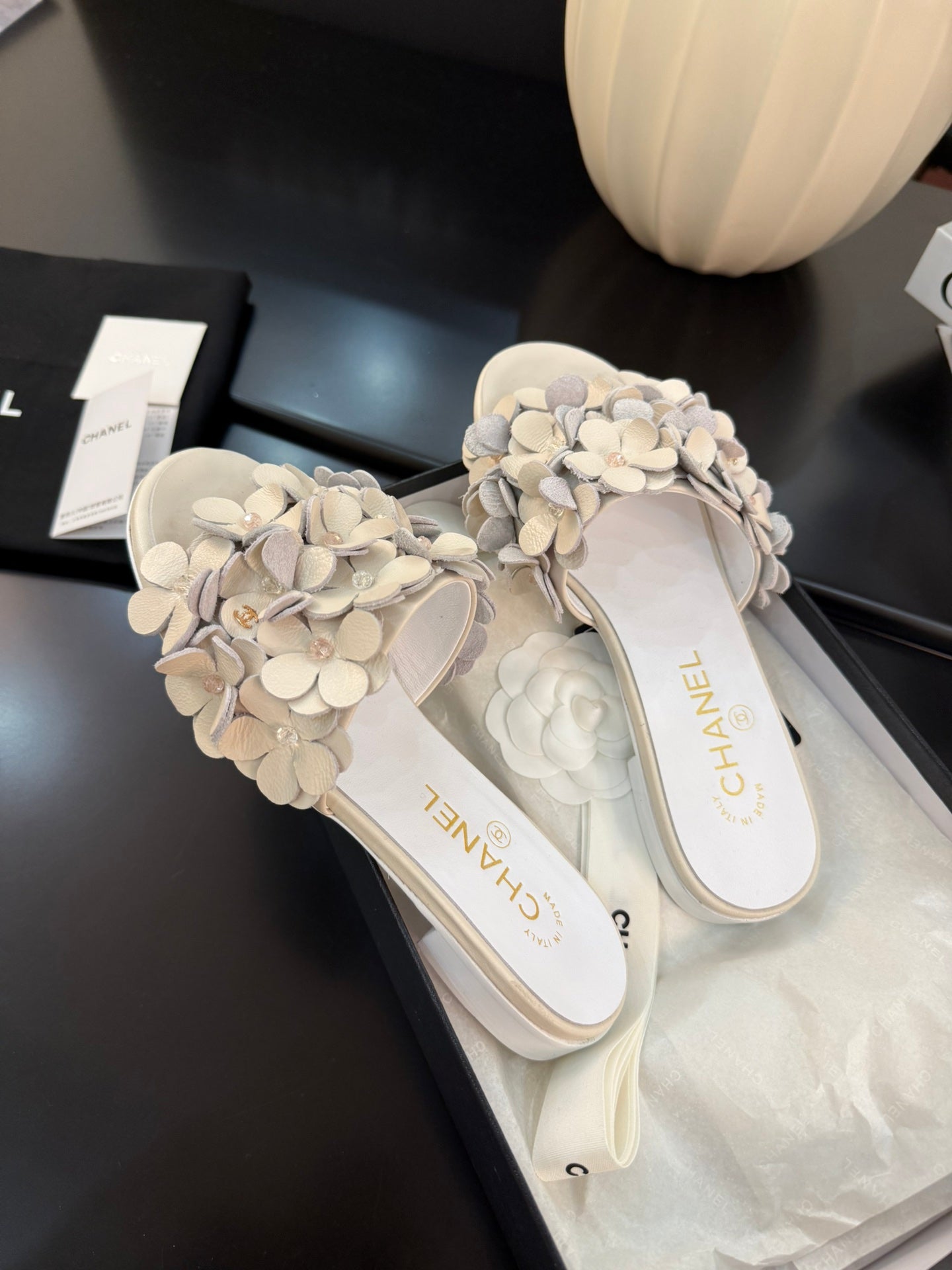FLAT MULE 15 MM IN PALE GRAY CALFSKIN - 34