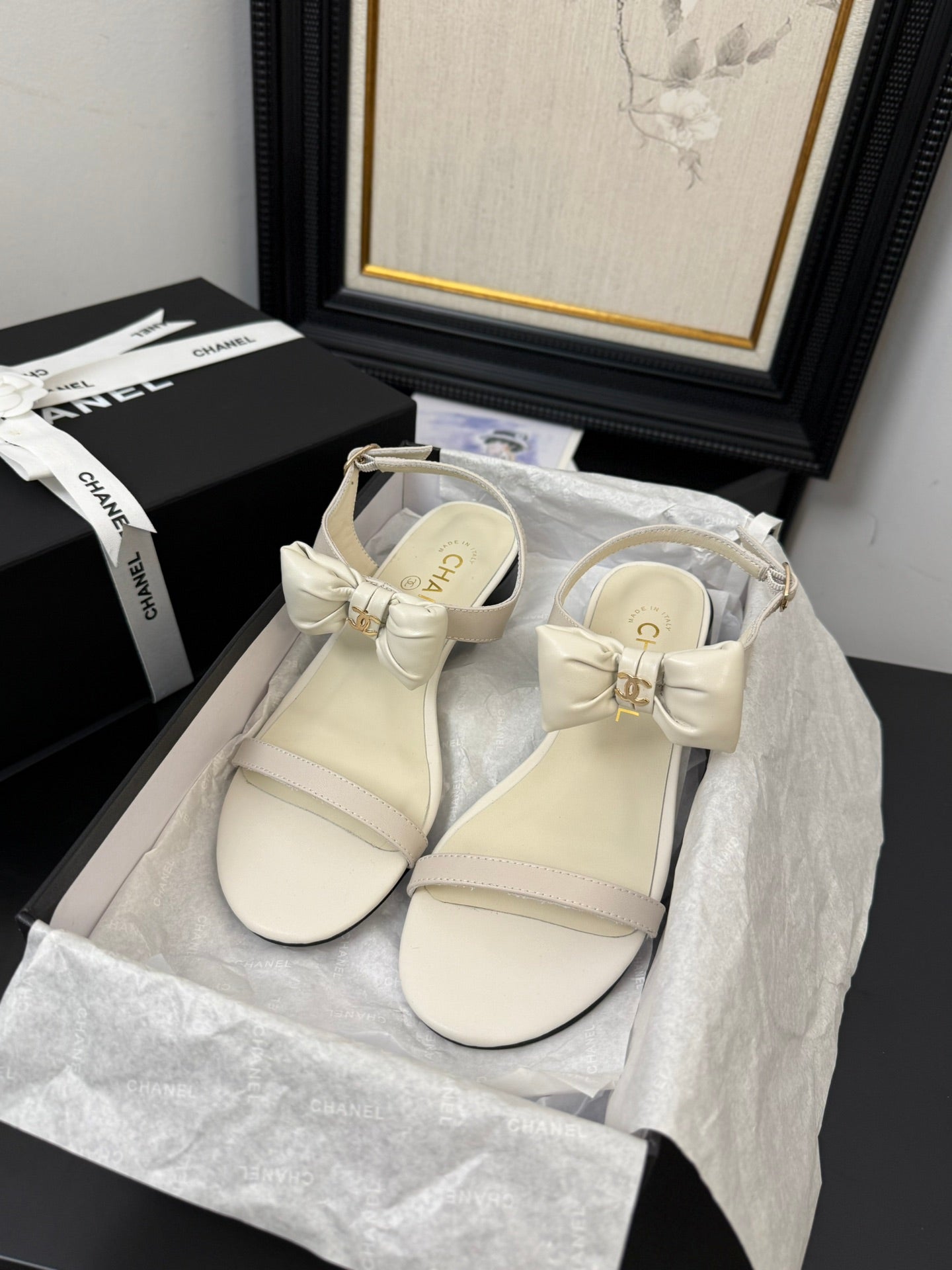 FLAT SANDALS 5 MM IN WHITE CREAM CALFSKIN - 34