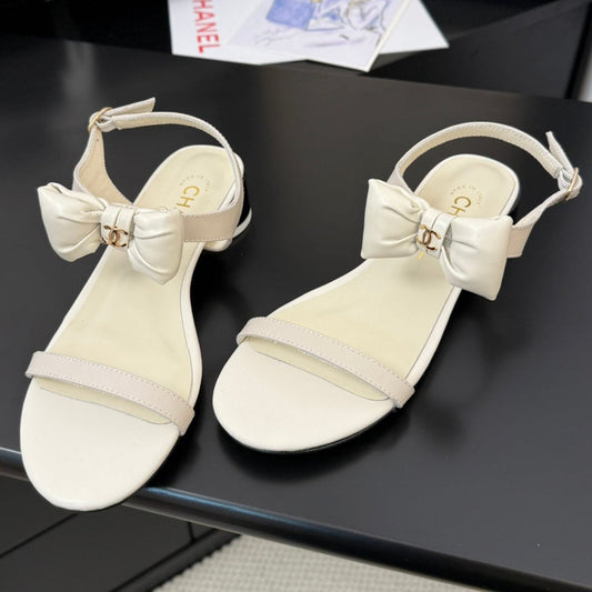 FLAT SANDALS 5 MM IN WHITE CREAM CALFSKIN - 34