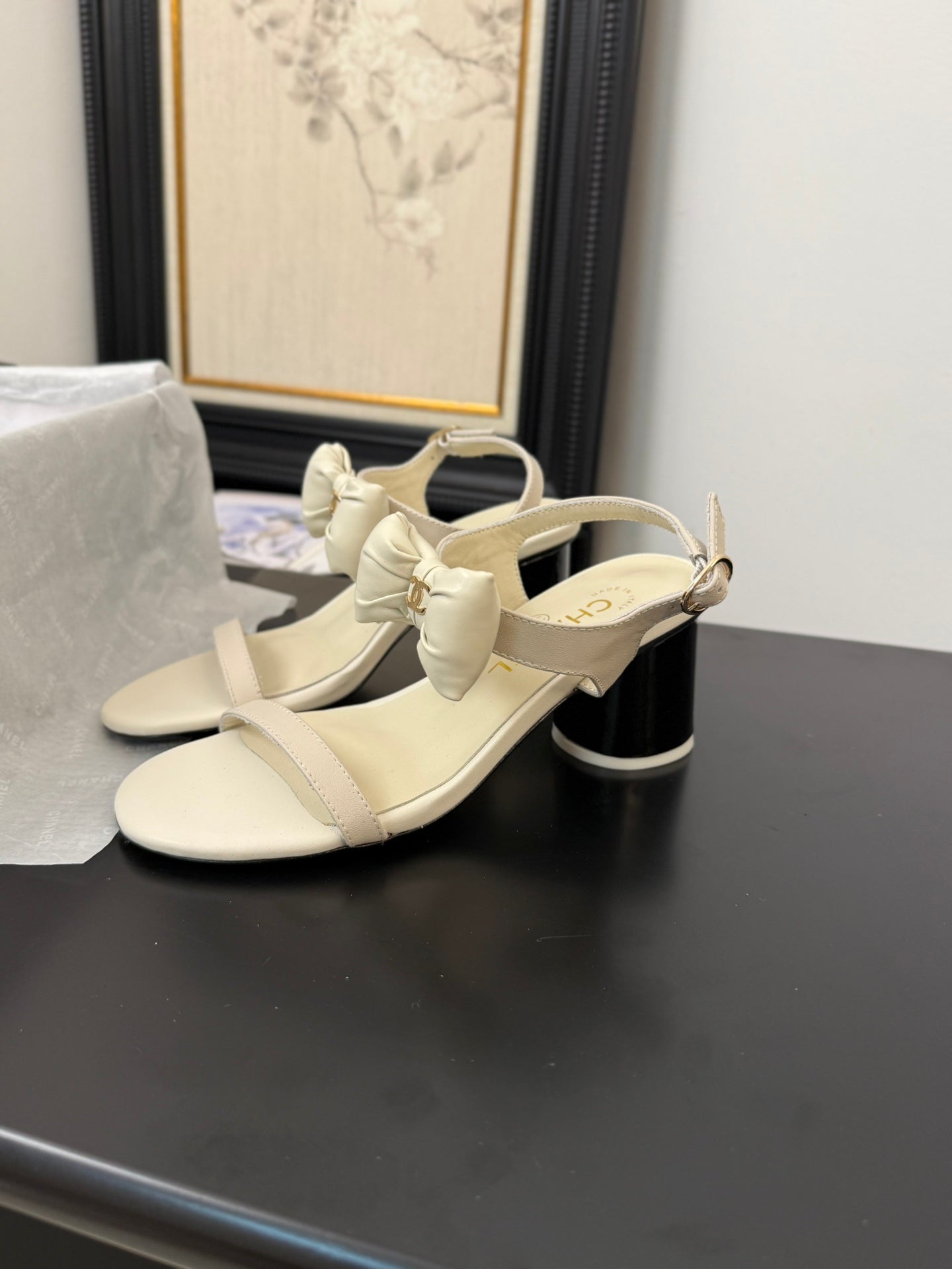MID HEEL 45 MM SANDALS IN WHITE CREAM CALFSKIN - 34