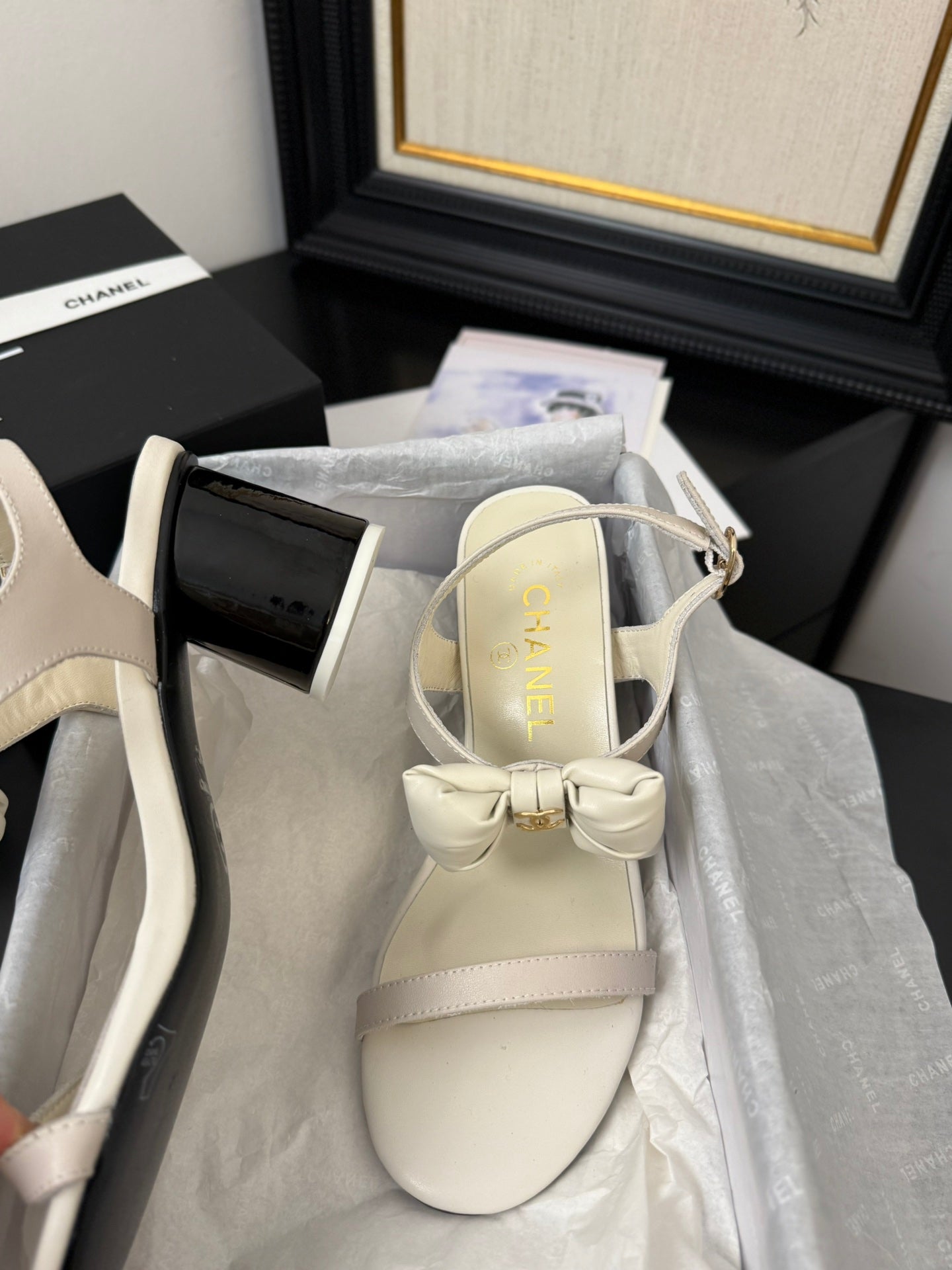 MID HEEL 45 MM SANDALS IN WHITE CREAM CALFSKIN - 34