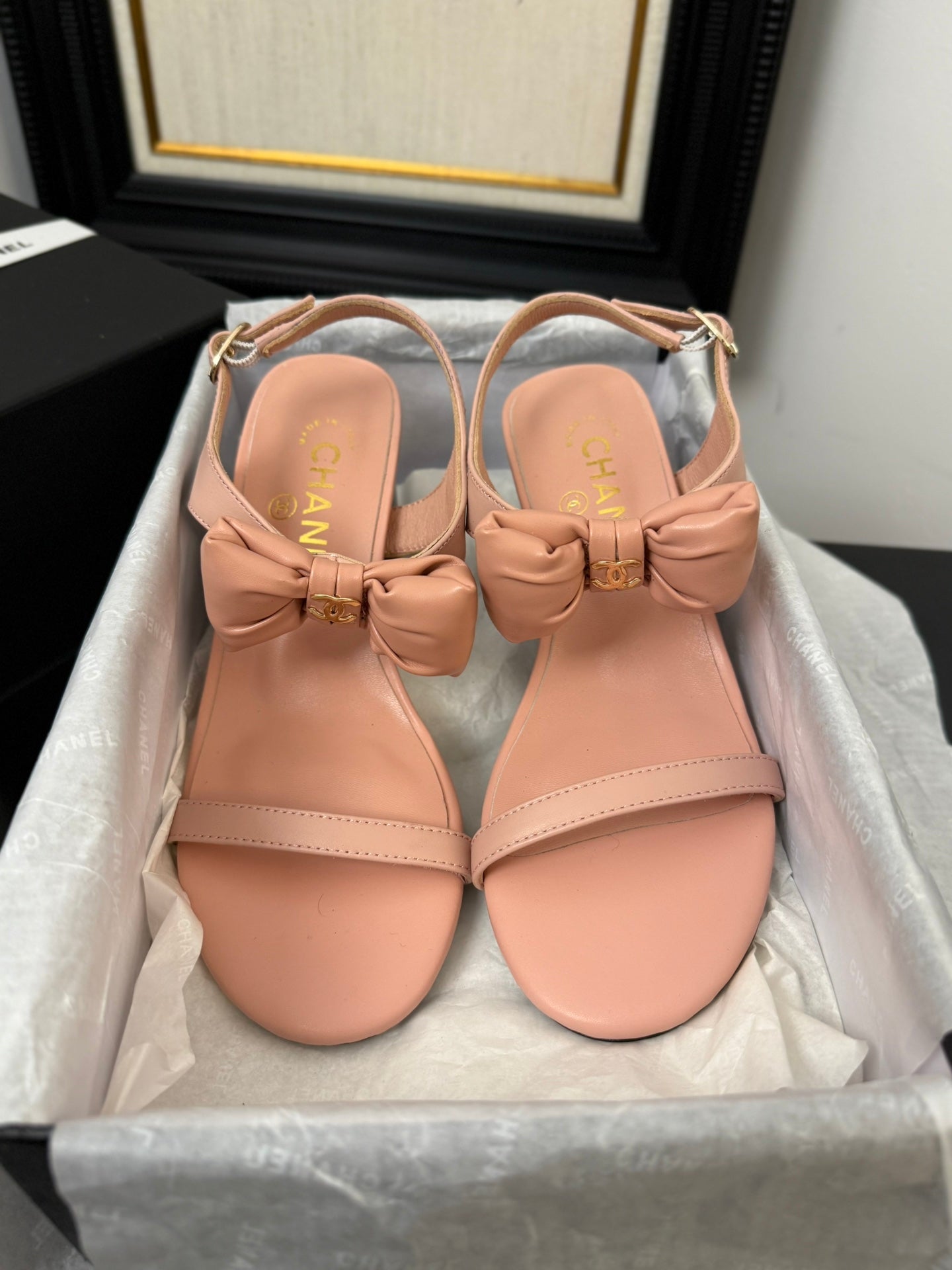 MID HEEL 45 MM SANDALS IN PEACH PINK CALFSKIN - 34
