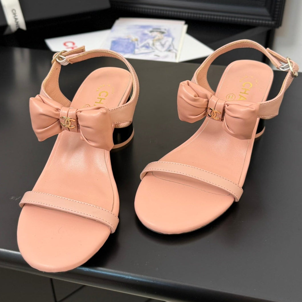 MID HEEL 45 MM SANDALS IN PEACH PINK CALFSKIN - 34