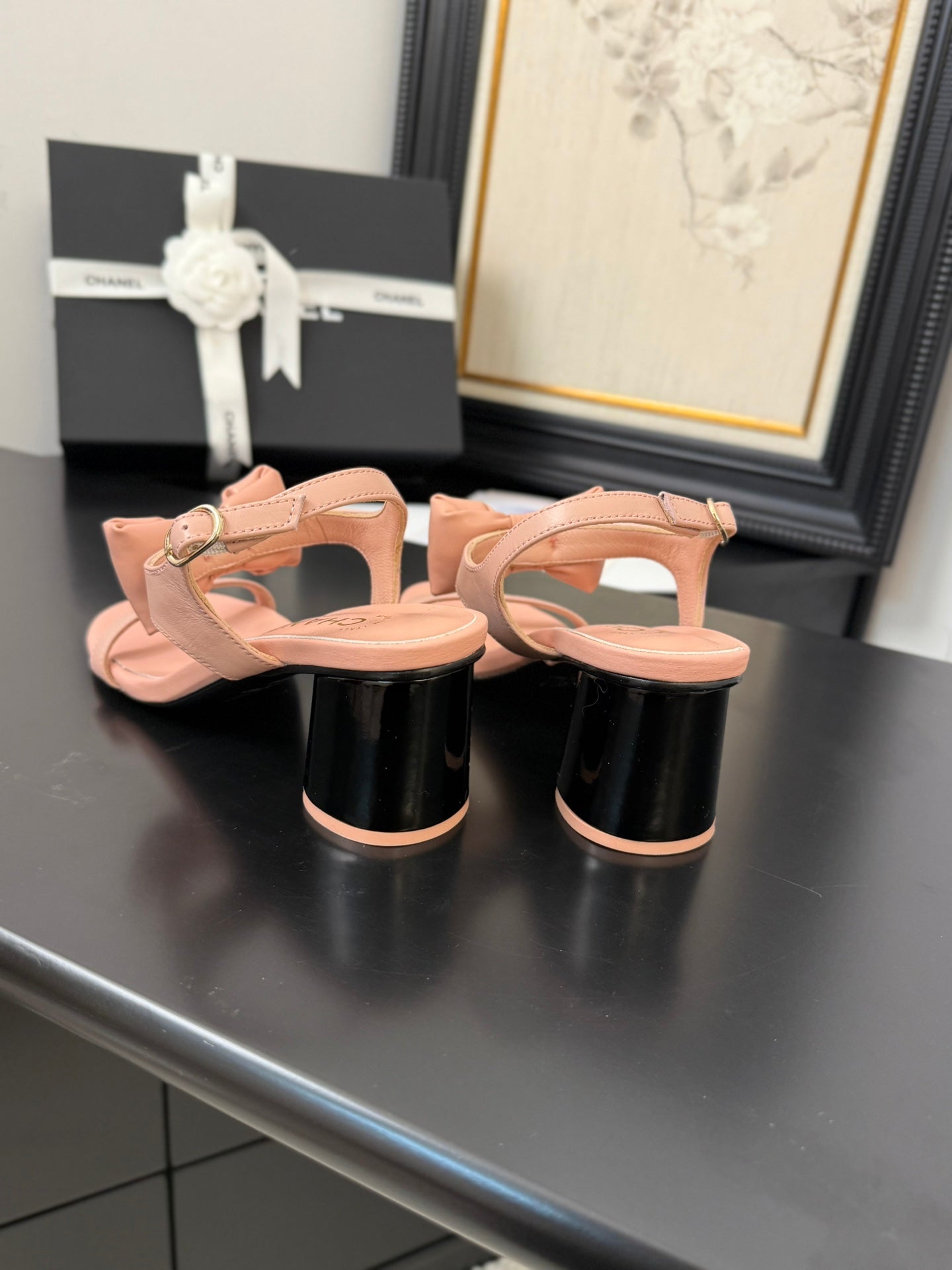 MID HEEL 45 MM SANDALS IN PEACH PINK CALFSKIN - 34