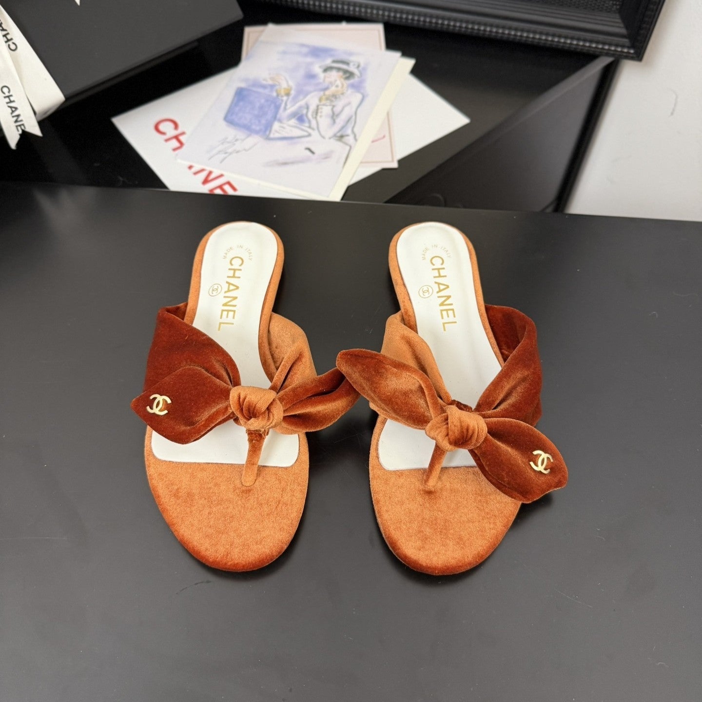 CC 25C Thong Sandal Bow Pumpkin Velvet fabric 233565 - 35