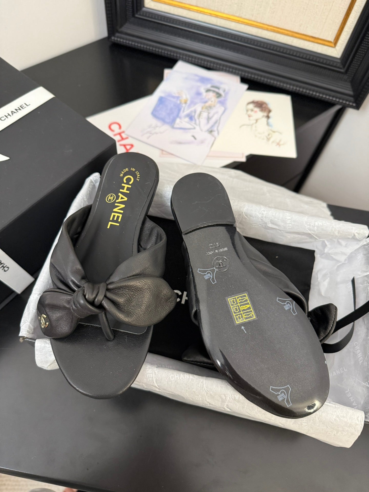CC 25C Thong Sandal Bow Black Lambskin 233562 - 35