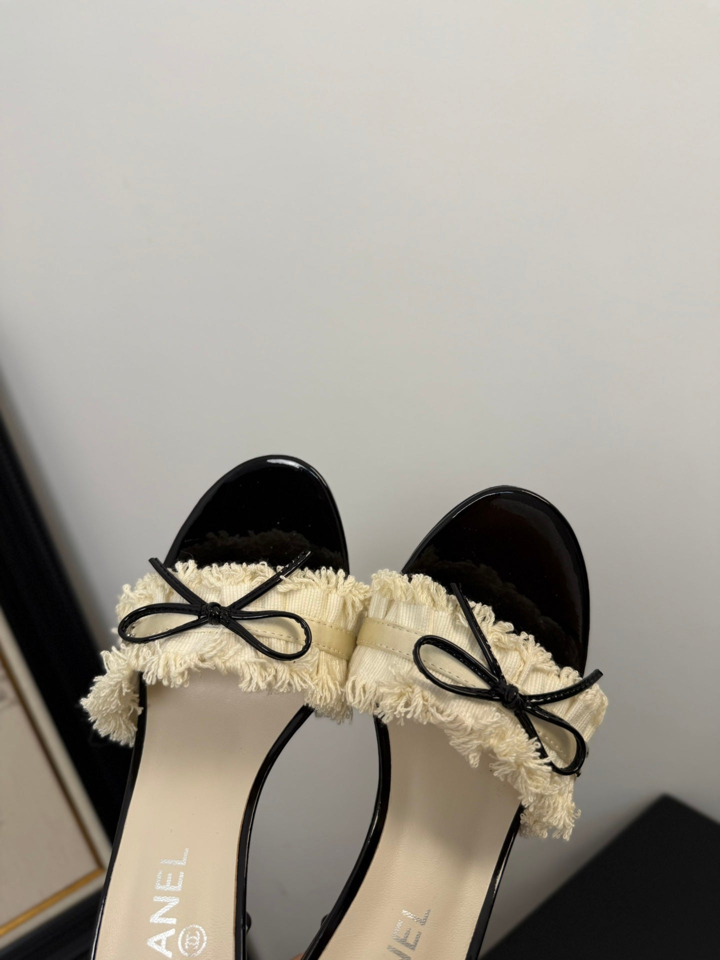 WHITE GROSGRAIN CANVAS BOW MULE SANDALS 90 MM - 35