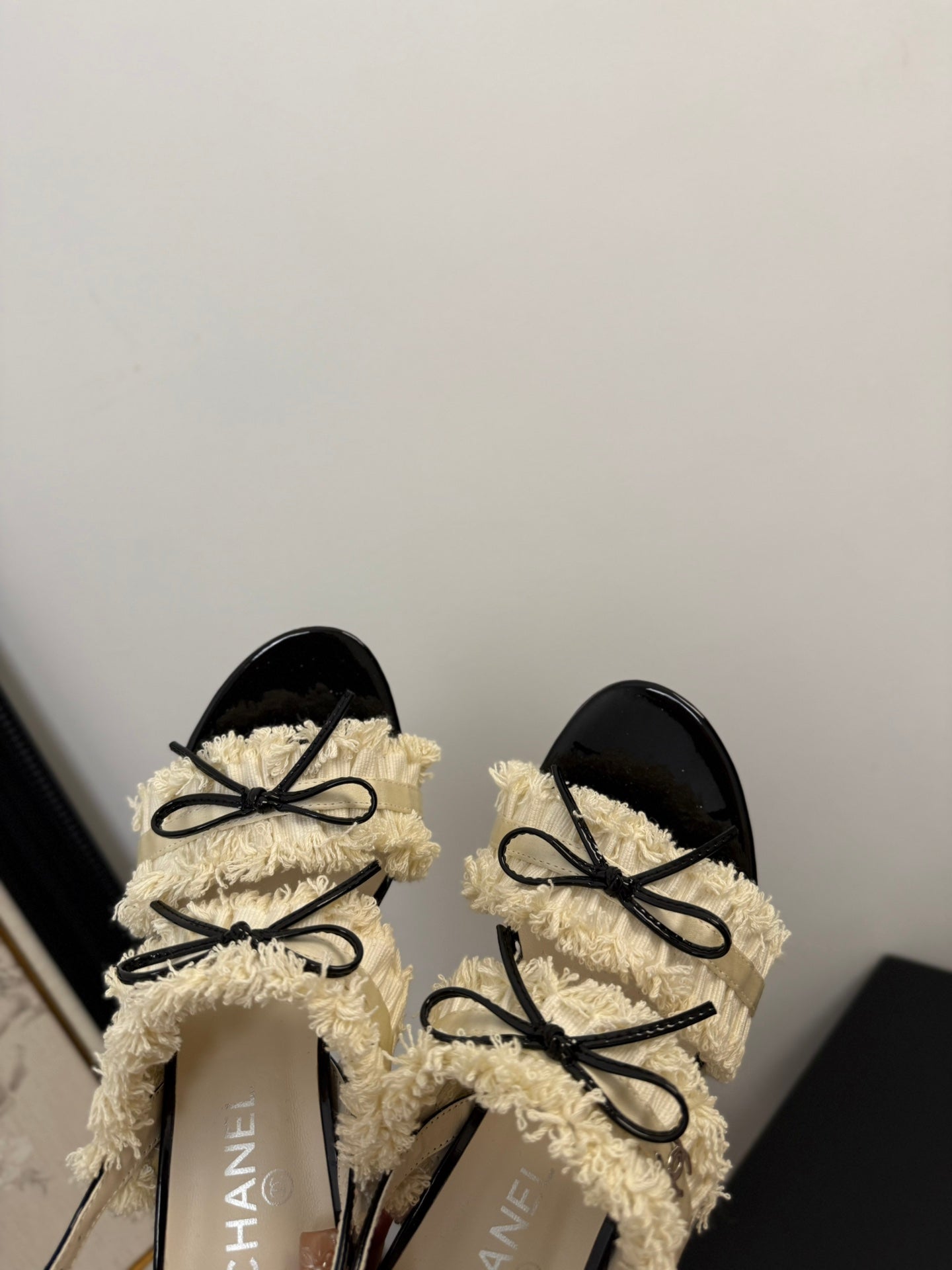 WHITE GROSGRAIN CANVAS BOW SLINGBACK SANDALS - 35