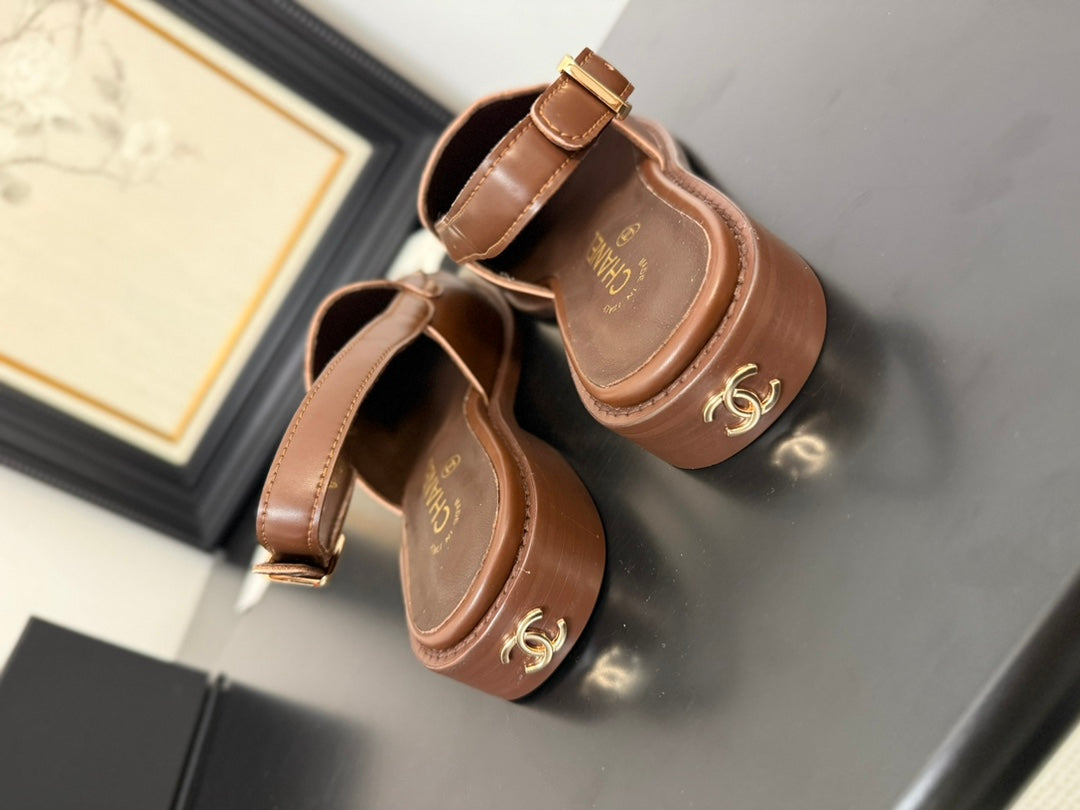 CC 25C Slingback Loafer Brown Patent Leather - 35