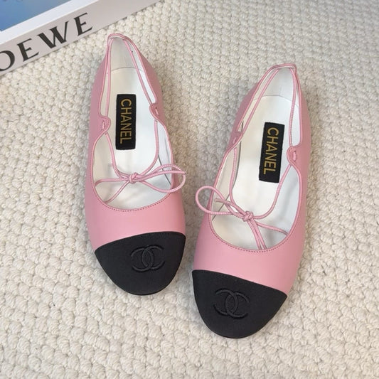 FLAT MARY JANE PUMPS IN BABY PINK LAMBSKIN MIX BLACK FABRIC - 34