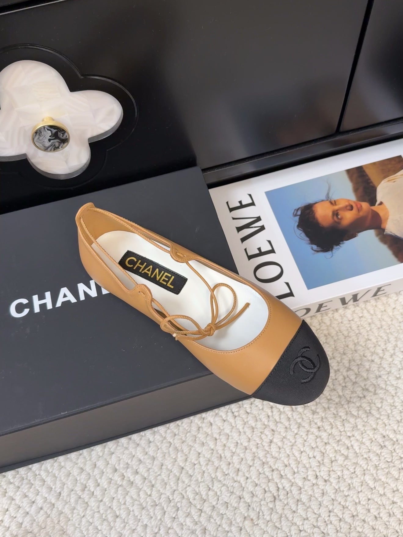 FLAT MARY JANE PUMPS IN DIJON YELLOW LAMBSKIN MIX BLACK FABRIC - 34