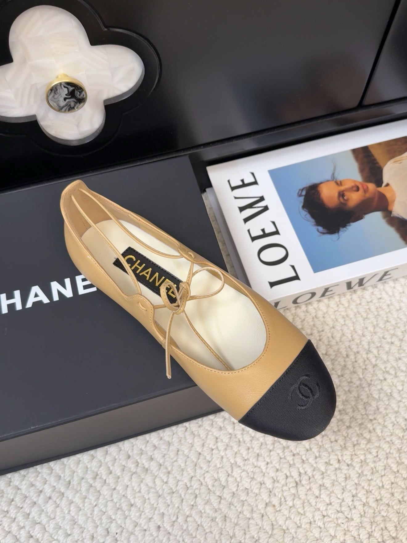 FLAT MARY JANE PUMPS IN SUN YELLOW LAMBSKIN MIX BLACK FABRIC - 34