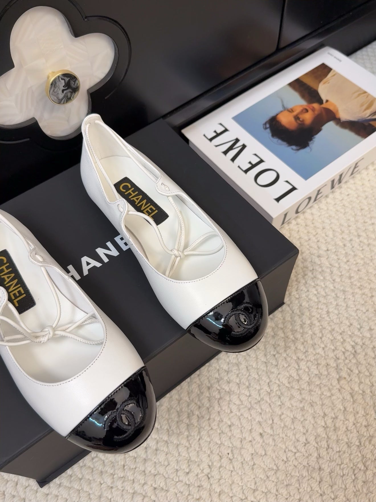 FLAT MARY JANE PUMPS IN WHITE MIX BLACK LAMBSKIN - 34