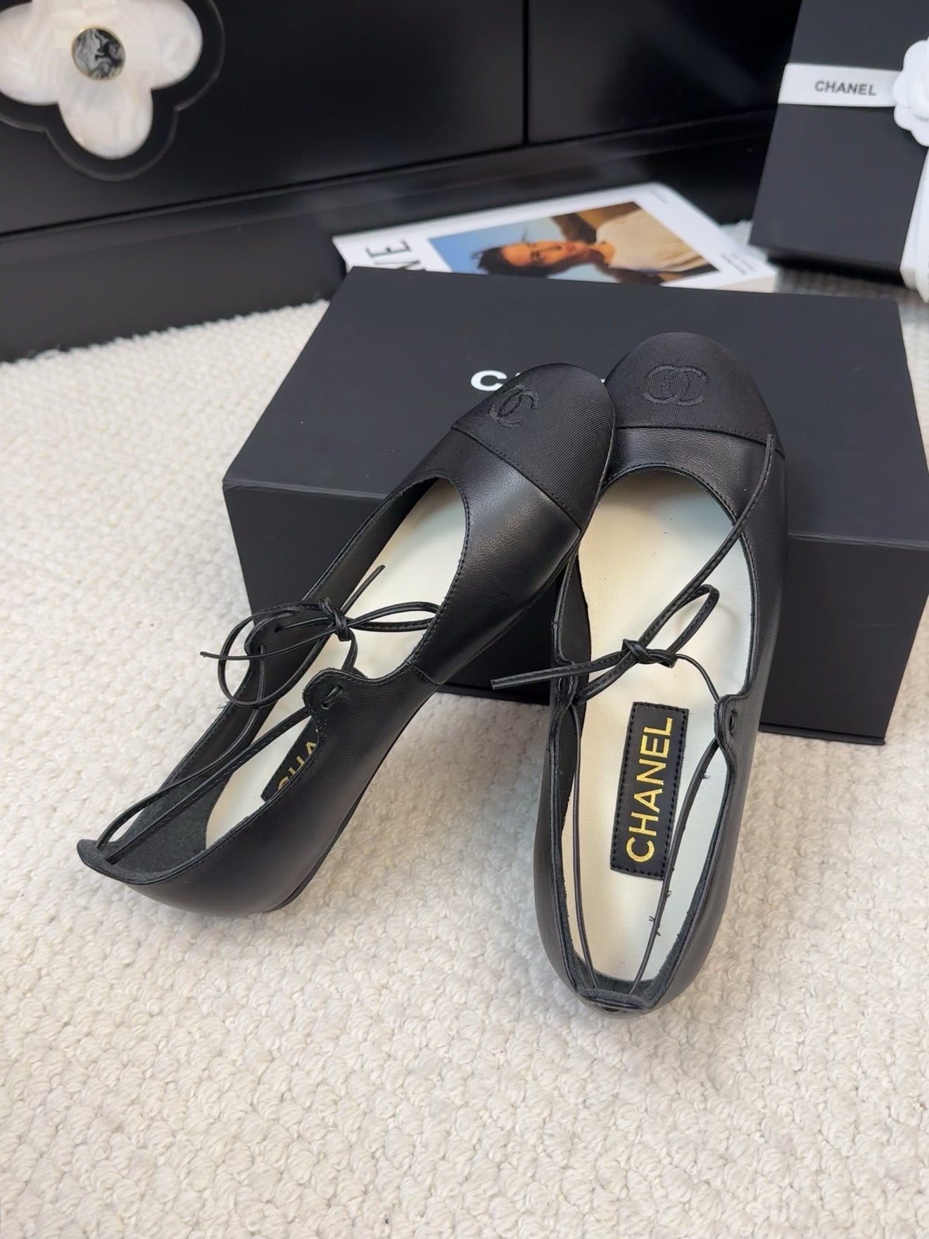 FLAT MARY JANE PUMPS BLACK LAMBSKIN - 34