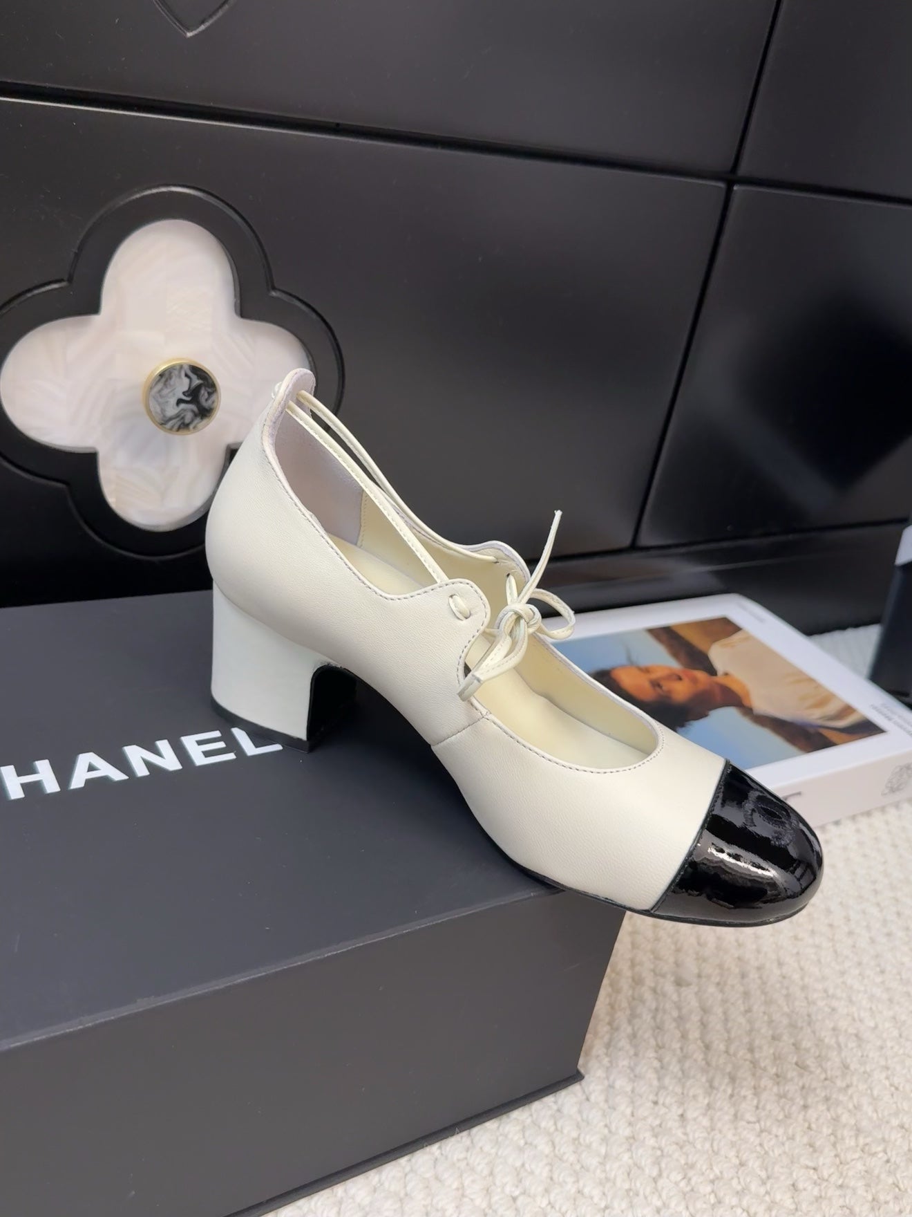 MARY JANE PUMPS 55 MM IN WHITE MIX BLACK LAMBSKIN - 34