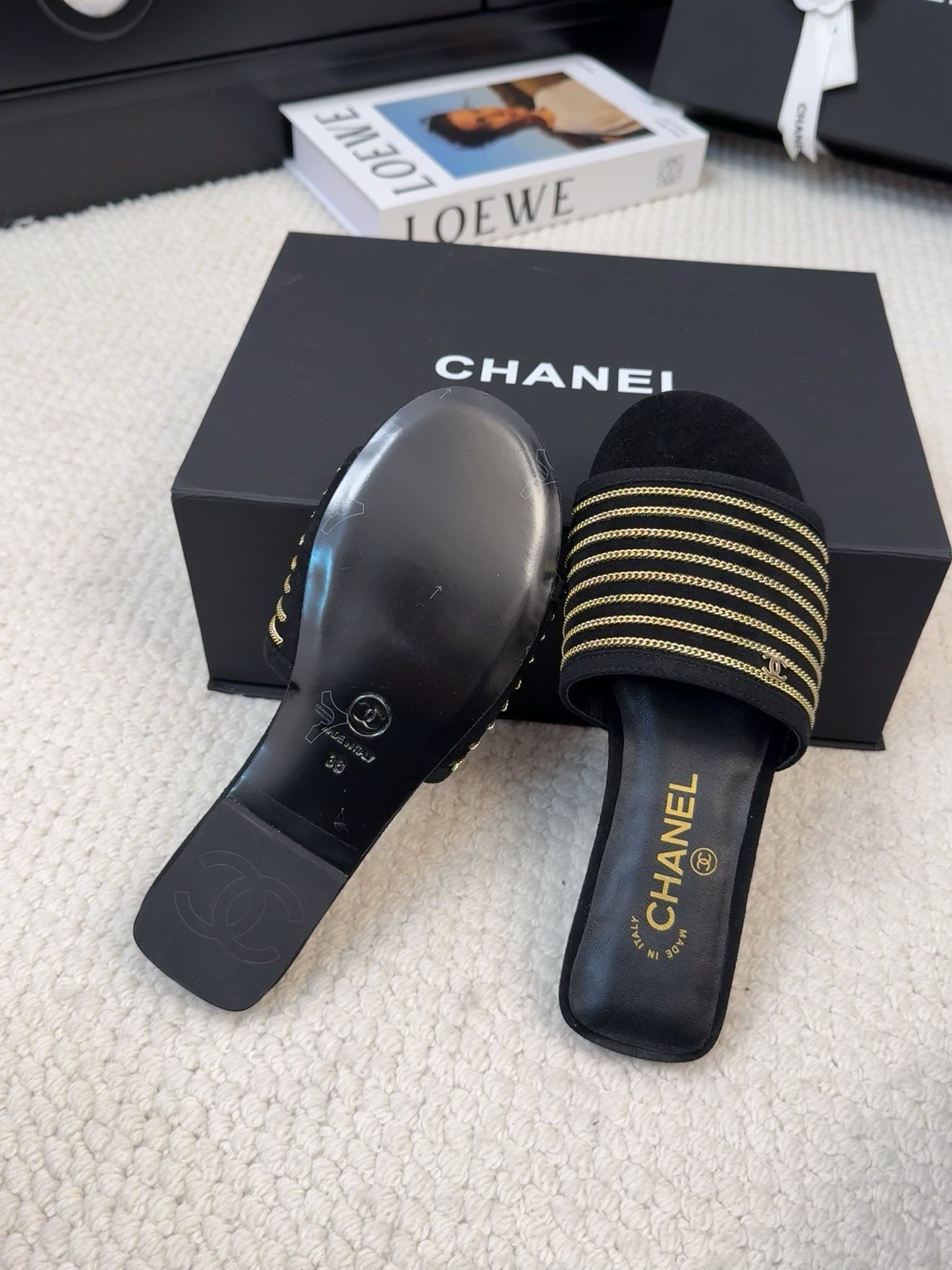 FLAT SLIDE IN BLACK SUEDE WITH GOLD CRYSTALS - 35