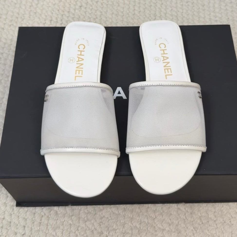 FLAT SLIDE IN WHITE MESH AND SUEDE - 35