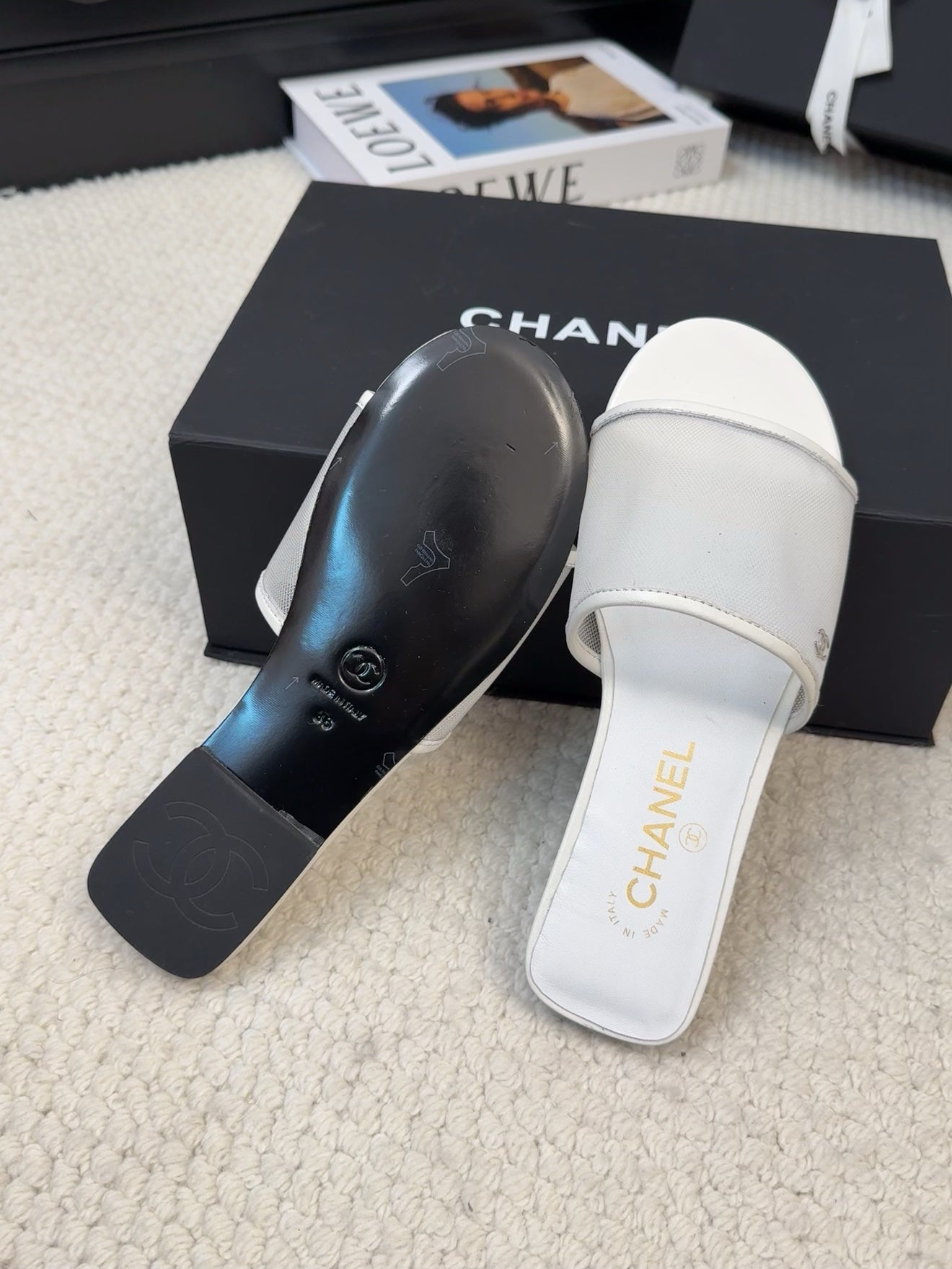FLAT SLIDE IN WHITE MESH AND SUEDE - 35