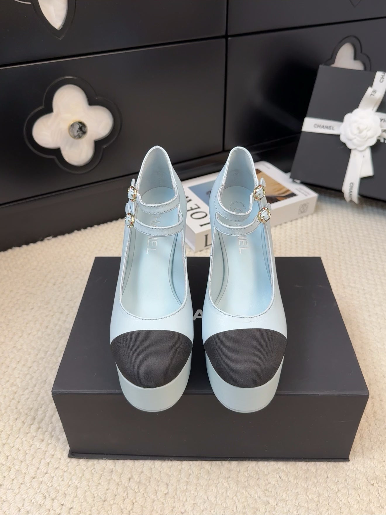 FLATFORM SANDAL IN LIGHT BLUE CALFSKIN AND BLACK FABRIC - 35