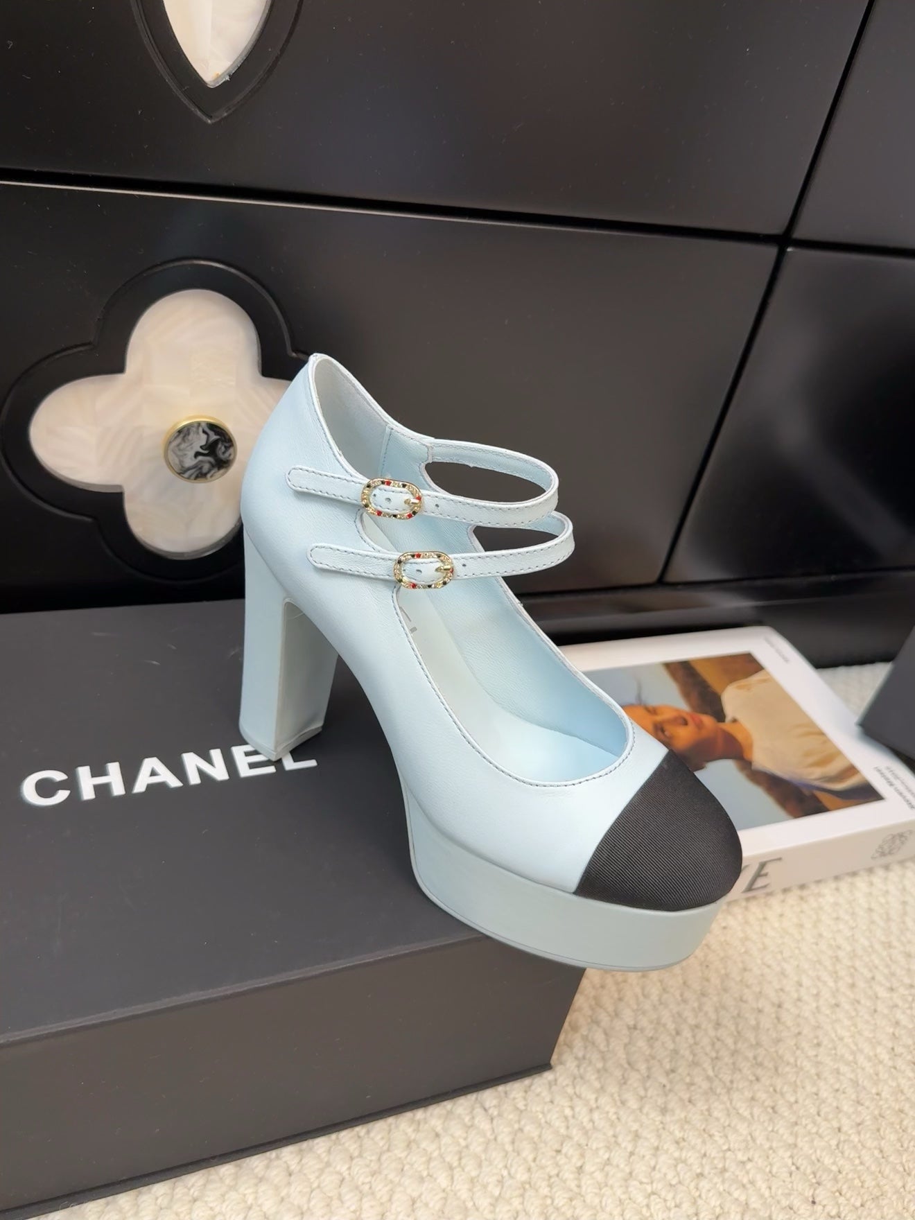 FLATFORM SANDAL IN LIGHT BLUE CALFSKIN AND BLACK FABRIC - 35