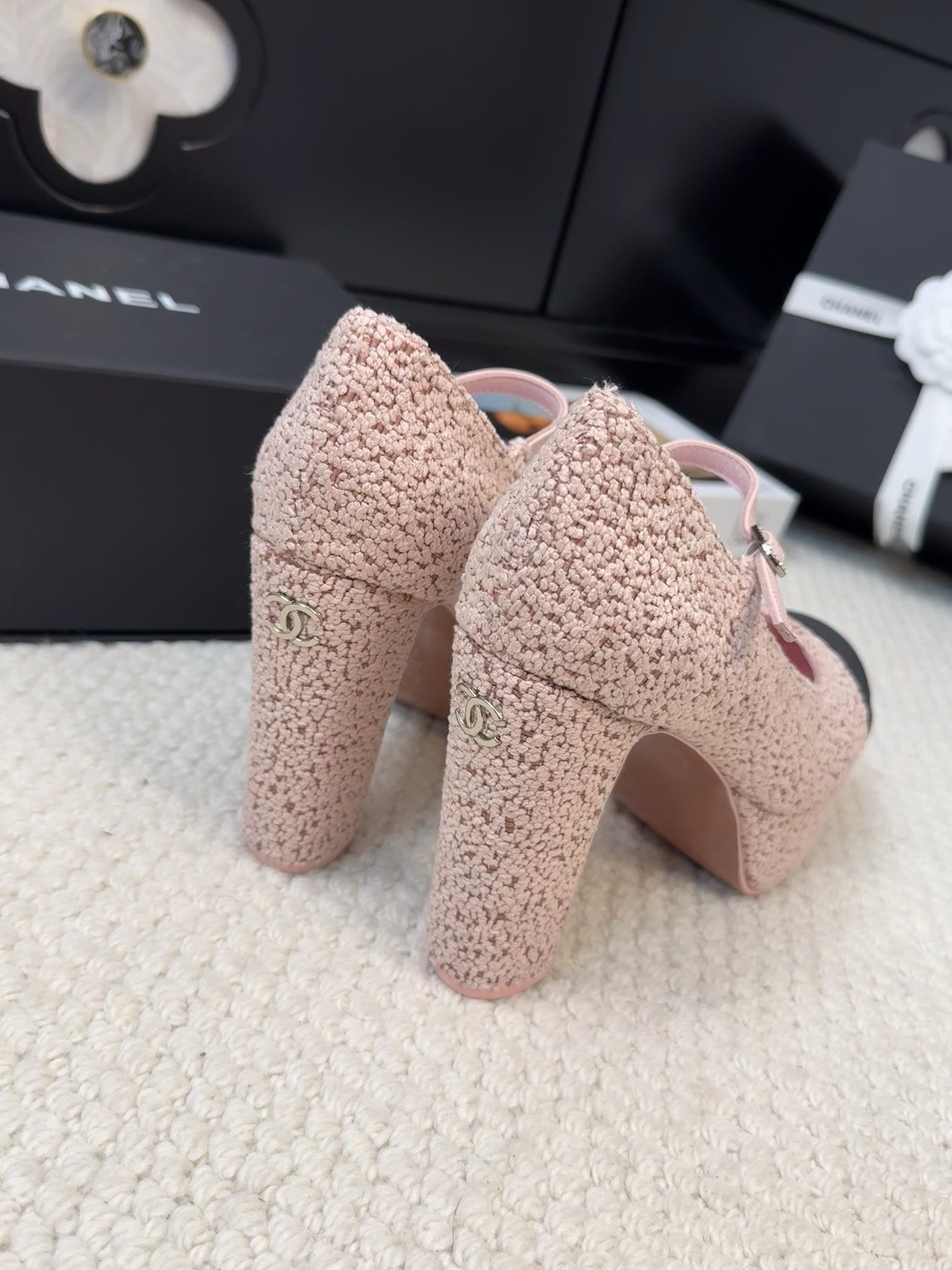 FLATFORM SANDAL IN LIGHT PINK TWEED AND BLACK FABRIC - 35