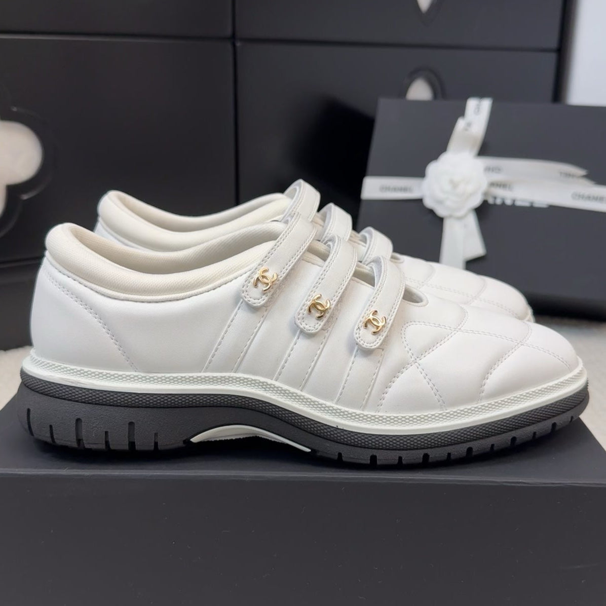 SNEAKERS WITH THREE STRAPS IN WHITE CALFSKIN - 35
