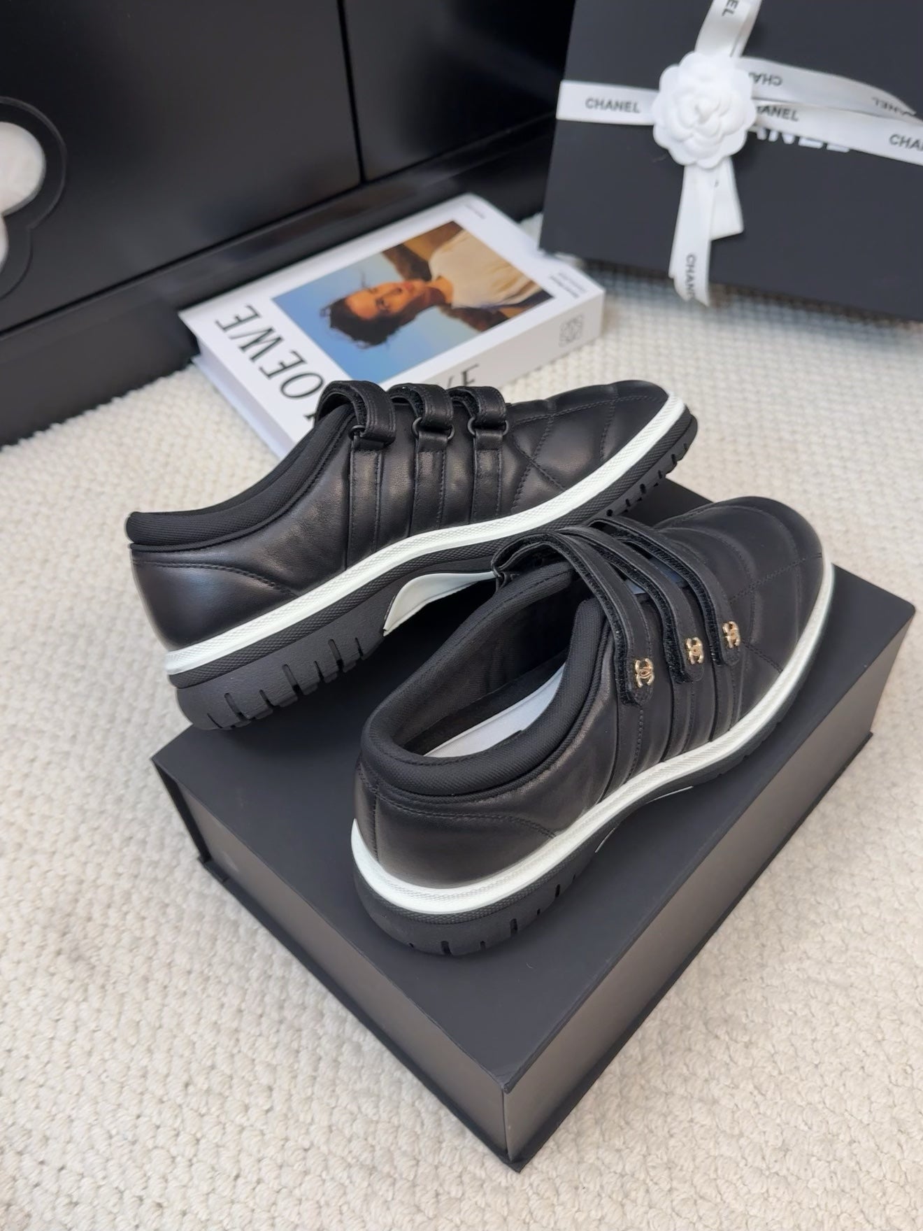 SNEAKERS WITH THREE STRAPS IN BLACK CALFSKIN - 35