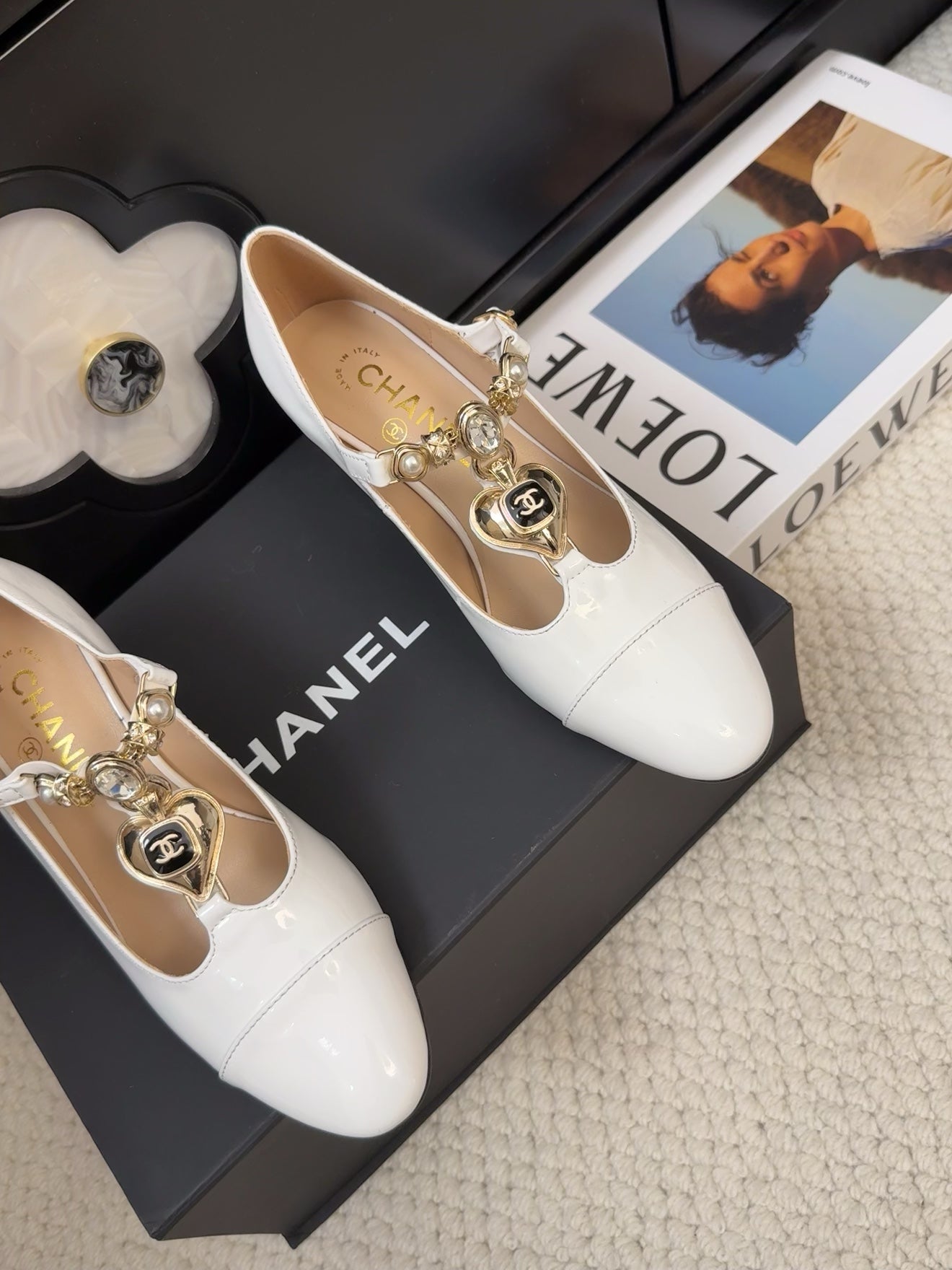 MARY JANE SHOES IN WHITE PATENT CALFSKIN 55 MM - 35