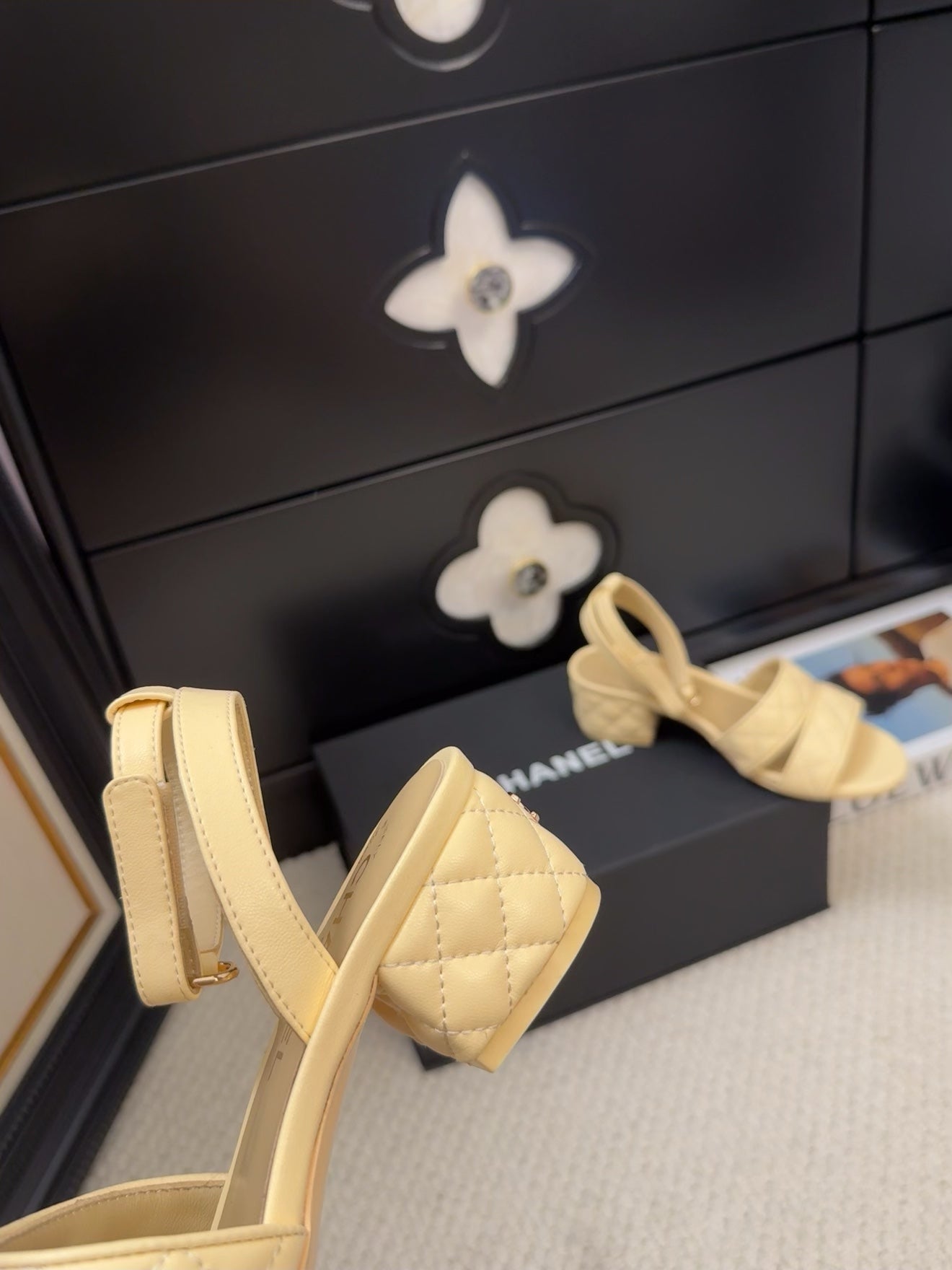 25C Sandal 45mm Open Heel Beige Lambskin 233490 - 35