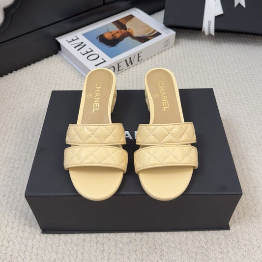 CC 25C Mule Sandal 45mm Open Heel Beige Lambskin 233493 - 35