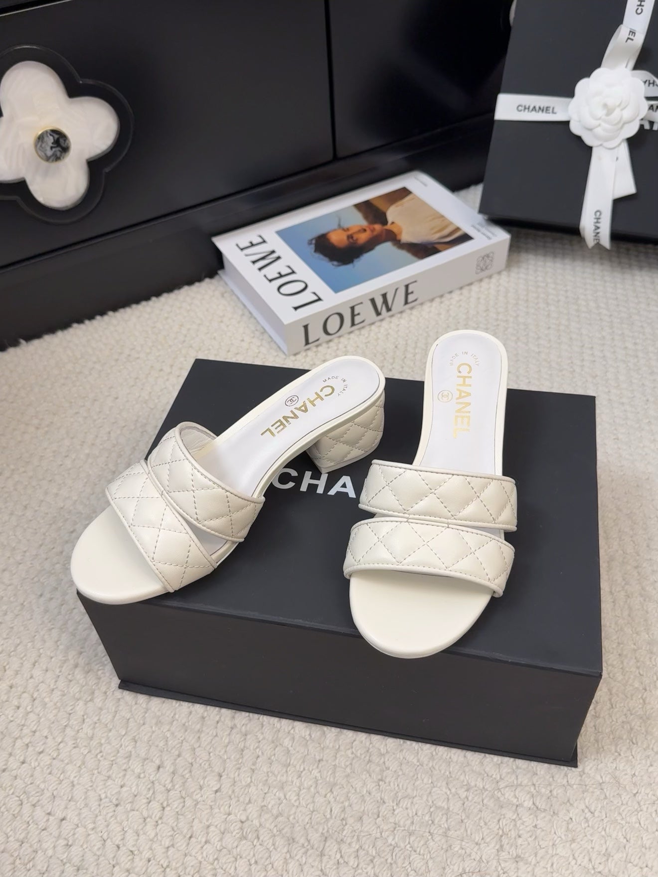 CC 25C Mule Sandal 45mm Open Heel White Lambskin 233495 - 35