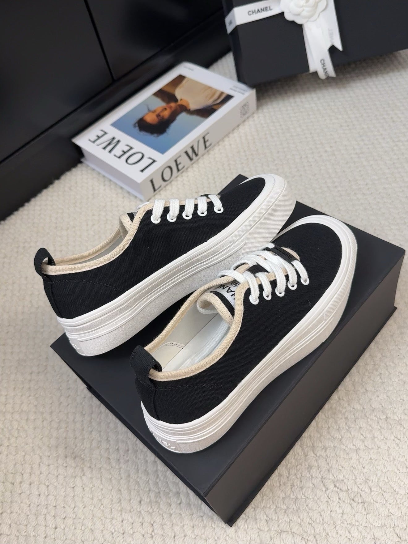 TRAINERS SHOES IN BLACK FABRIC - 35
