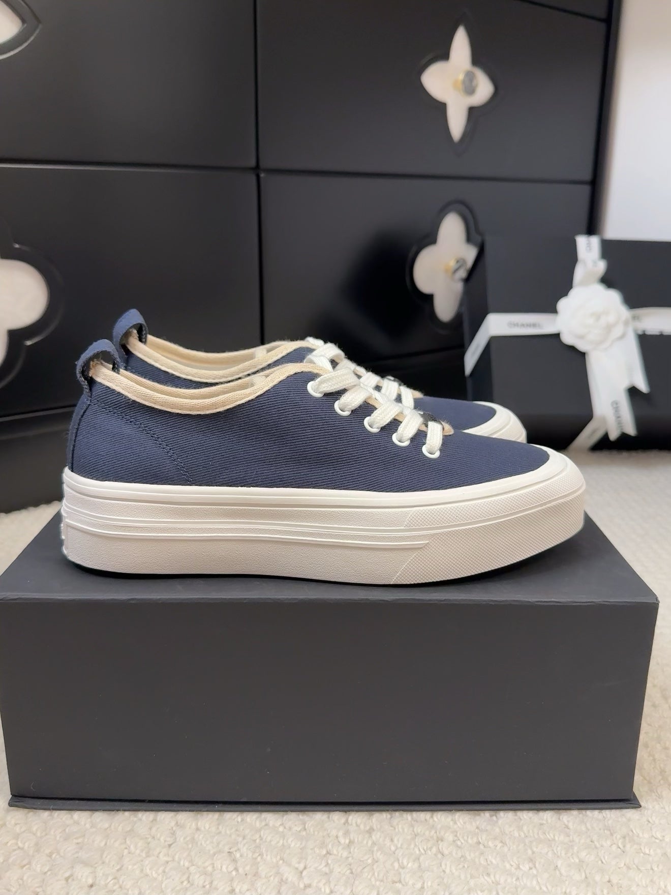TRAINERS SHOES IN NAVY BLUE FABRIC - 35